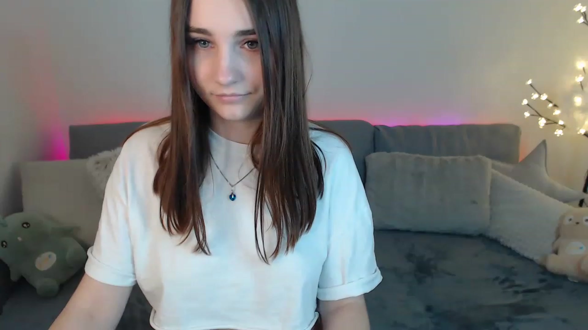 Gallery image thumbnail from LaneyGrey's myfreecams stream on, 03/20/2023, 10:20 image 6 of 20