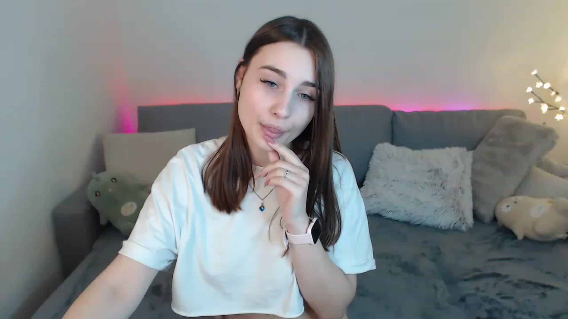 Gallery image thumbnail from LaneyGrey's myfreecams stream on, 03/20/2023, 13:58 image 10 of 20