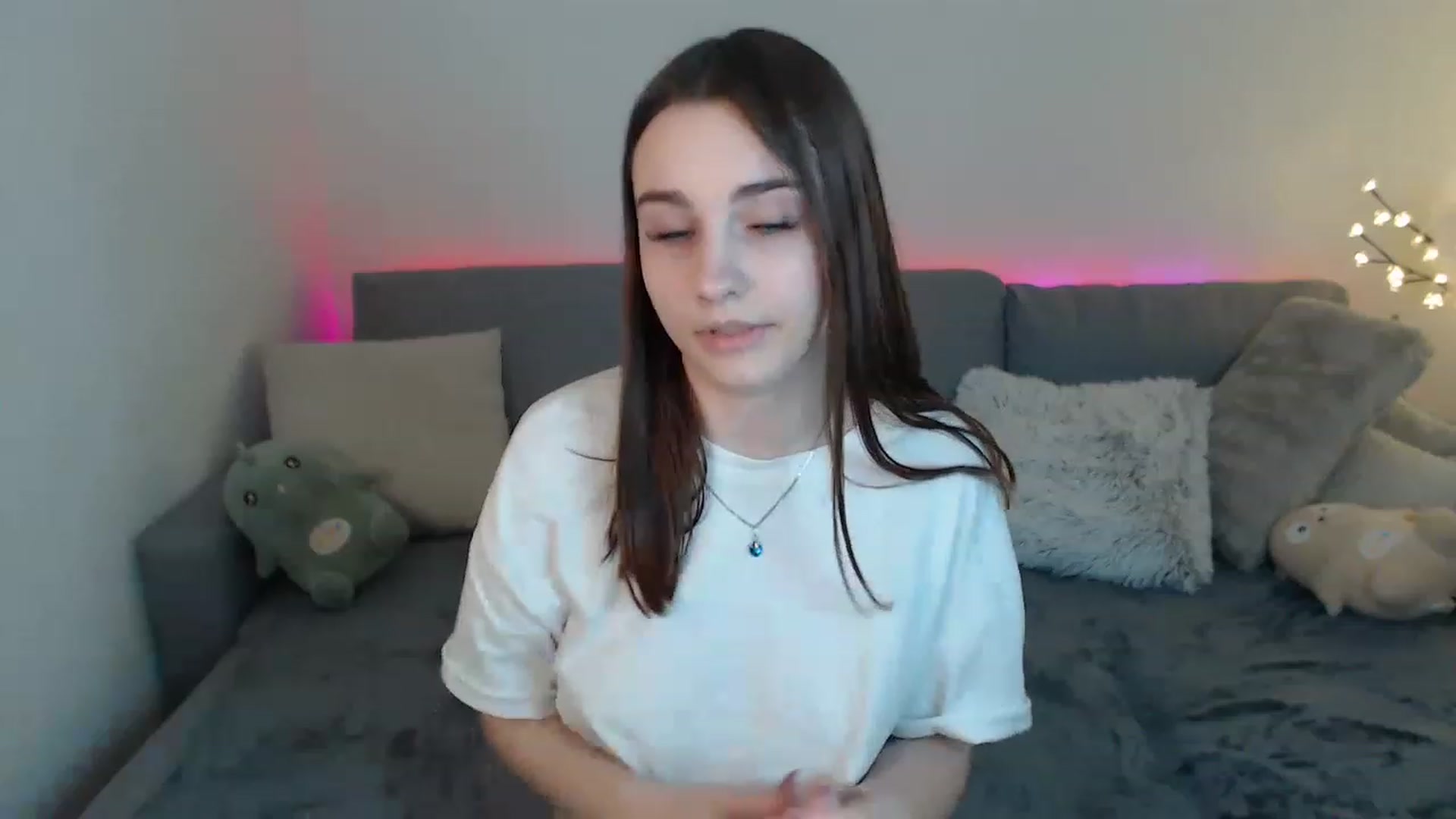 Gallery image thumbnail from LaneyGrey's myfreecams stream on, 03/20/2023, 13:58 image 7 of 20