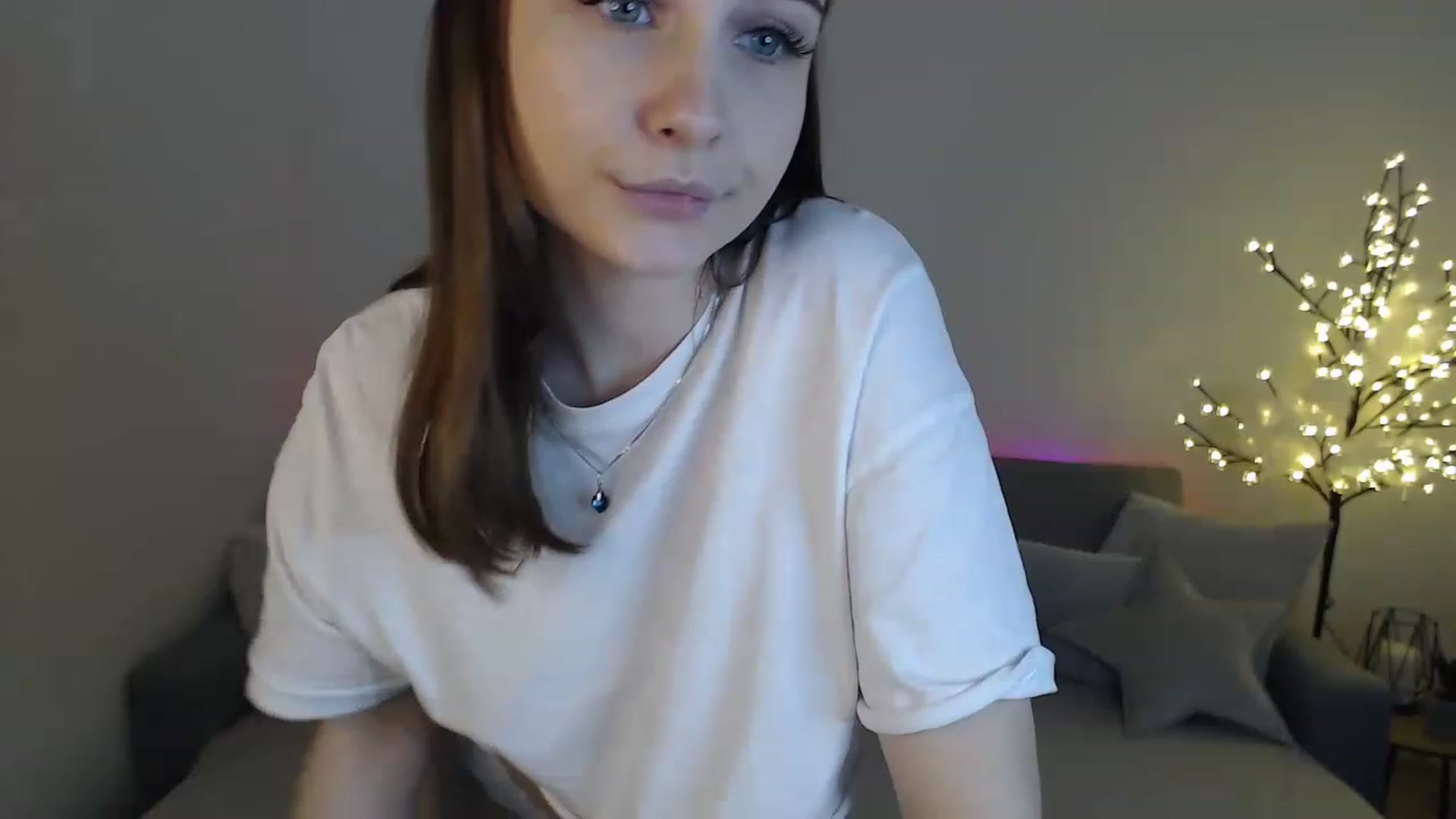 Gallery image thumbnail from LaneyGrey's myfreecams stream on, 03/24/2023, 10:12 image 20 of 20