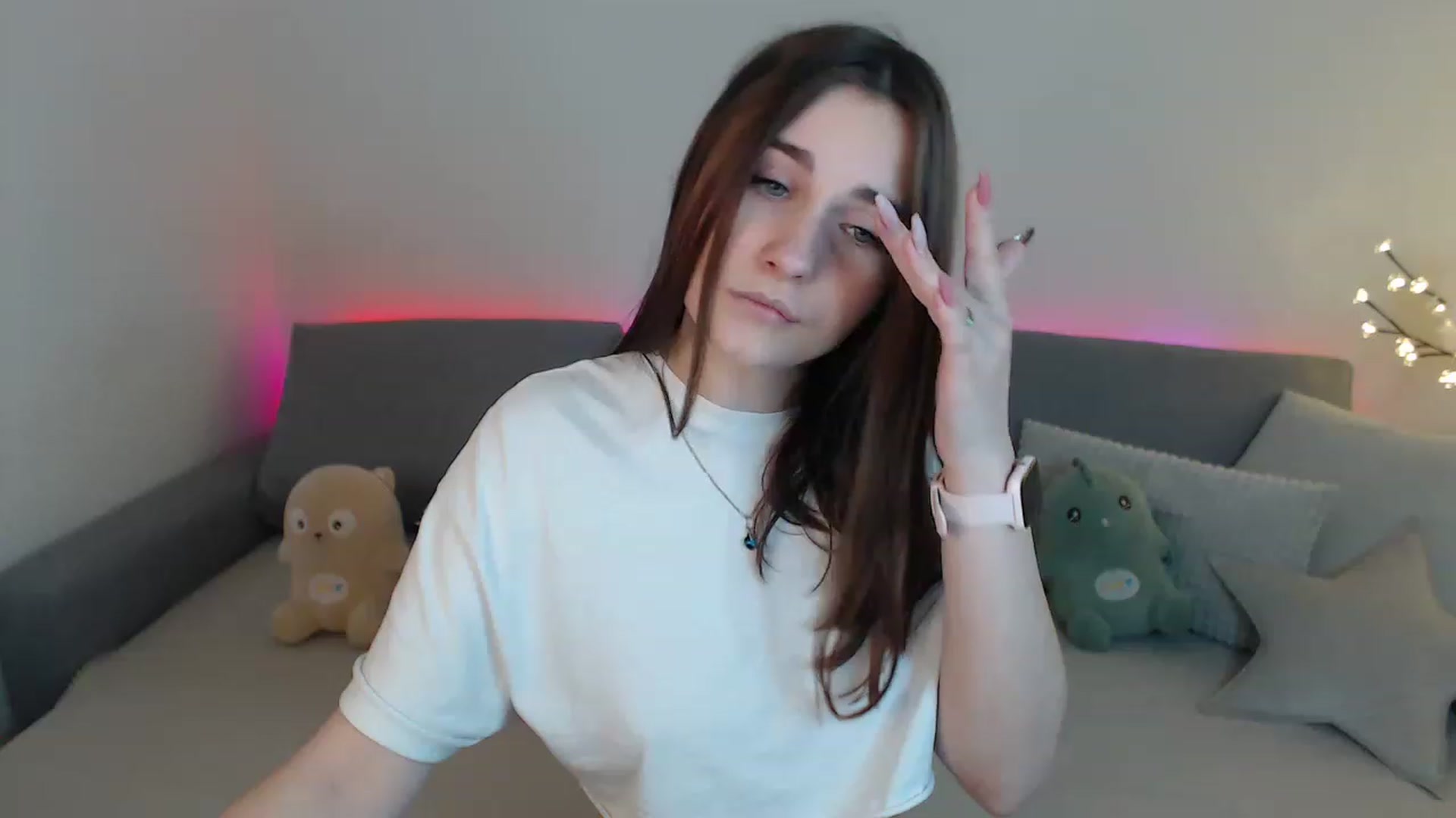 Gallery image thumbnail from LaneyGrey's myfreecams stream on, 03/24/2023, 12:14 image 13 of 20