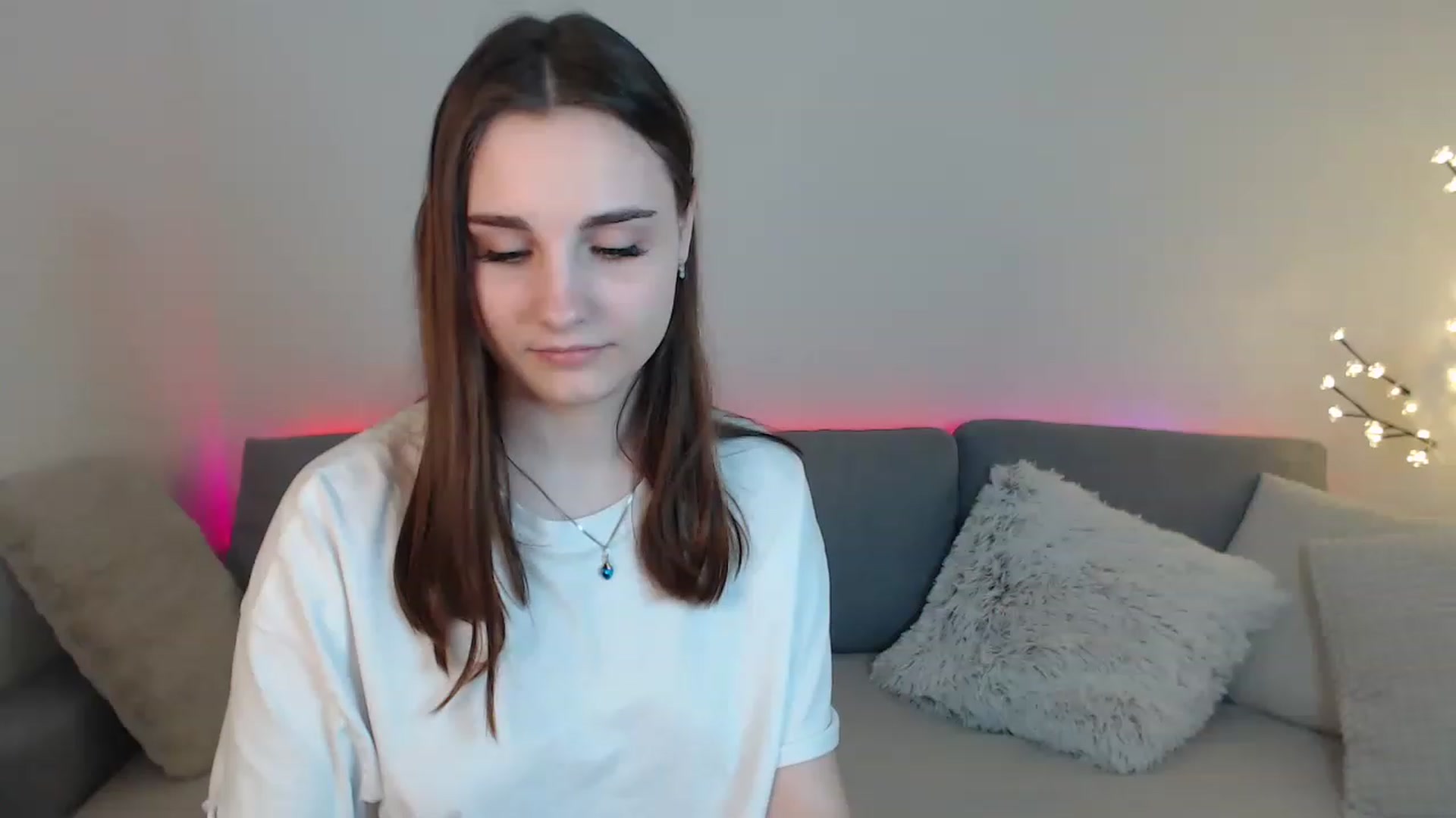 Gallery image thumbnail from LaneyGrey's myfreecams stream on, 03/25/2023, 14:48 image 5 of 20