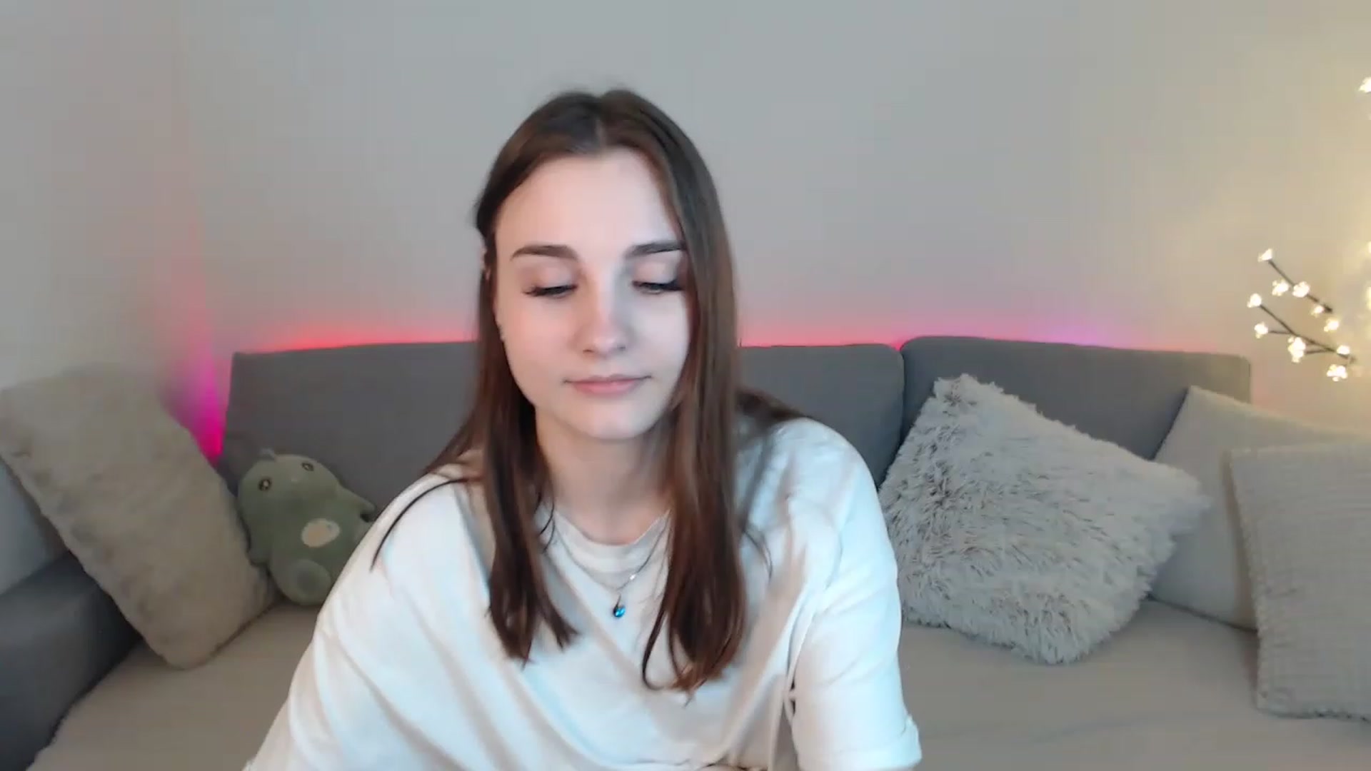 Gallery image thumbnail from LaneyGrey's myfreecams stream on, 03/25/2023, 14:48 image 13 of 20