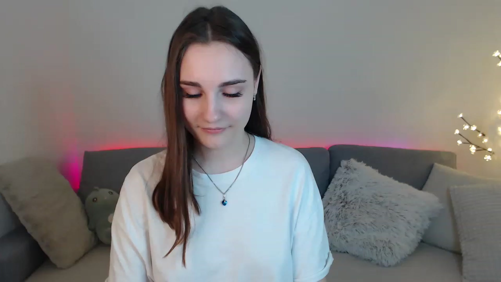 Gallery image thumbnail from LaneyGrey's myfreecams stream on, 03/25/2023, 14:48 image 6 of 20