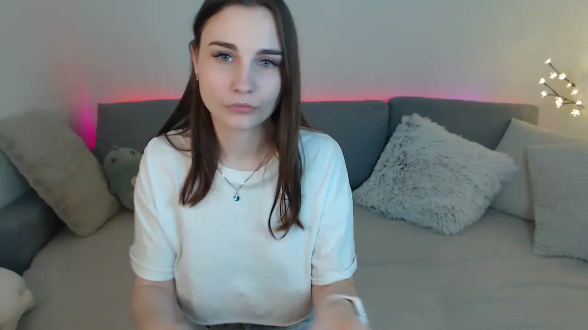 Gallery image thumbnail from LaneyGrey's myfreecams stream on, 03/25/2023, 14:48 image 1 of 20