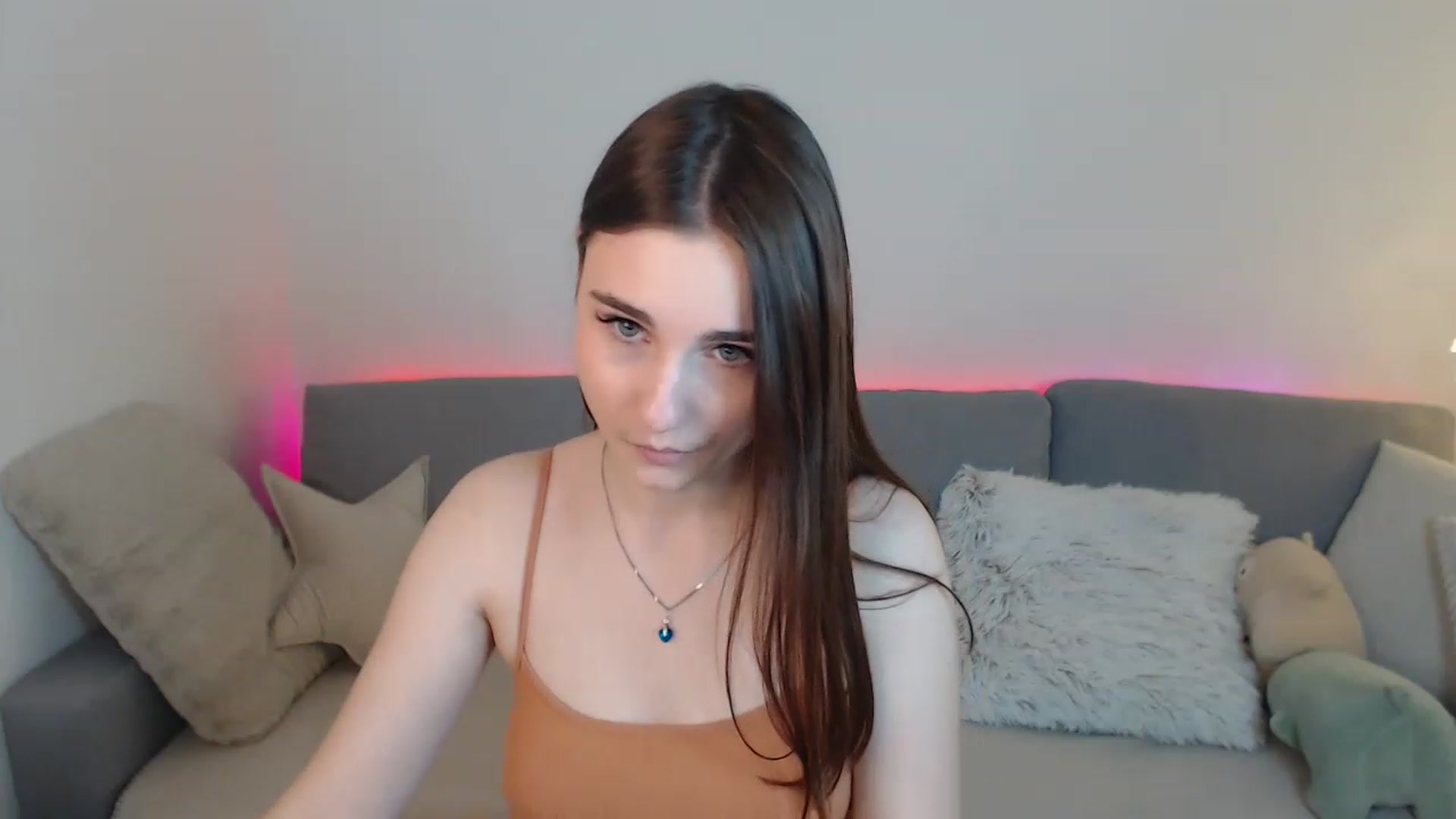 Gallery image thumbnail from LaneyGrey's myfreecams stream on, 03/26/2023, 09:31 image 19 of 20