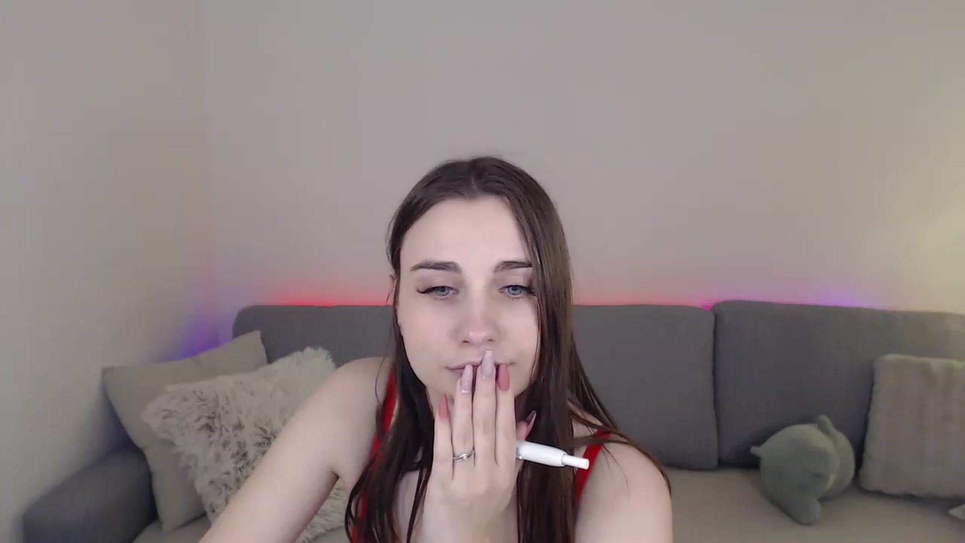 Gallery image thumbnail from LaneyGrey's myfreecams stream on, 03/27/2023, 13:29 image 19 of 20