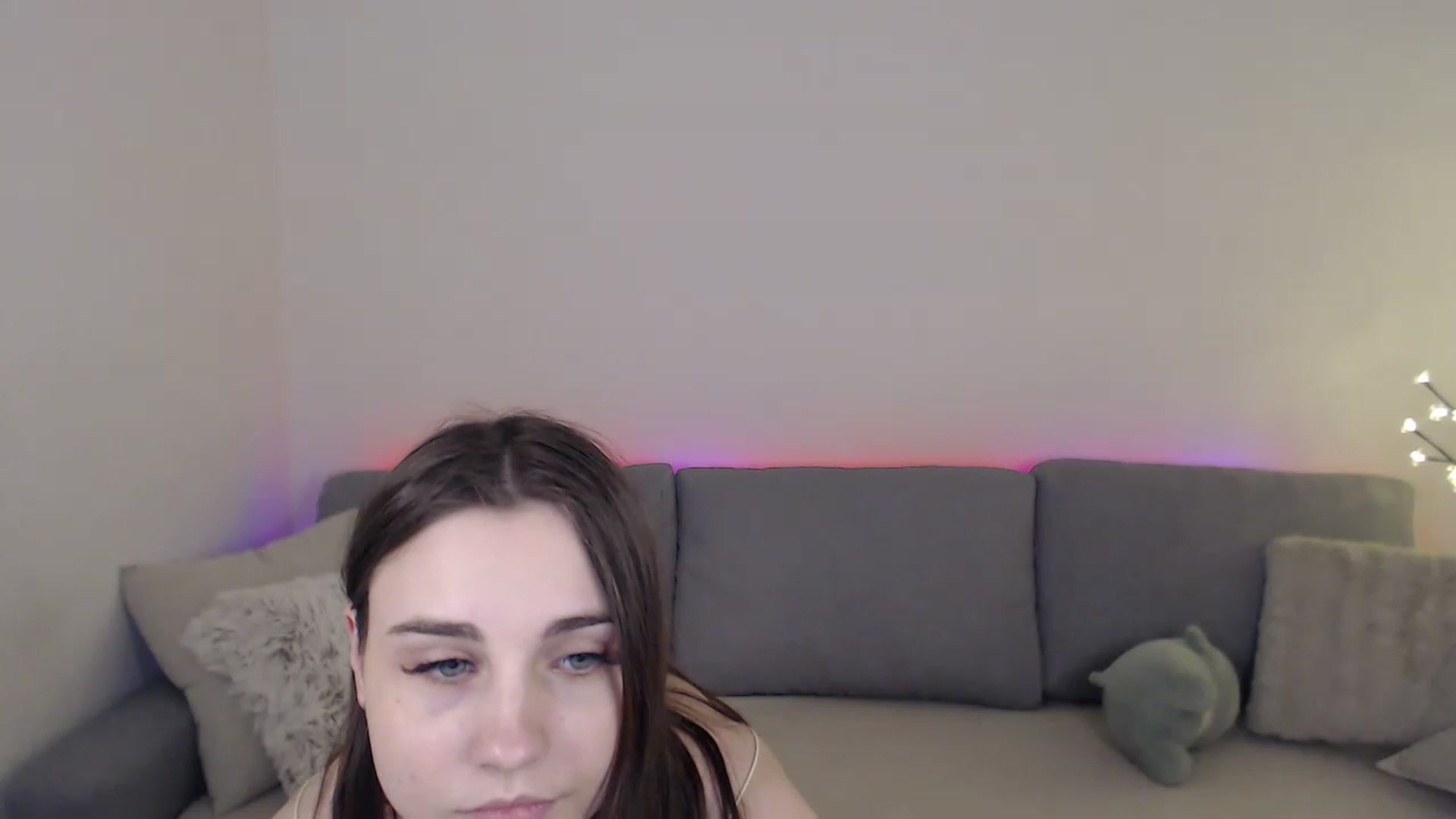 Gallery image thumbnail from LaneyGrey's myfreecams stream on, 03/27/2023, 13:29 image 20 of 20