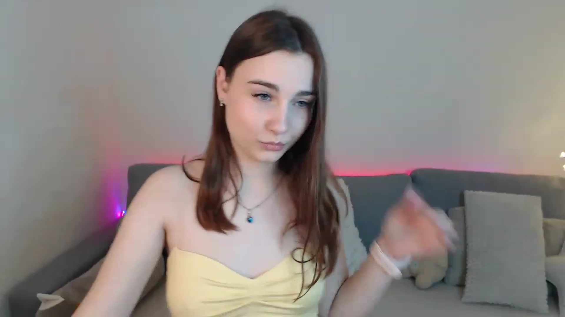 Gallery image thumbnail from LaneyGrey's myfreecams stream on, 03/30/2023, 09:36 image 12 of 20