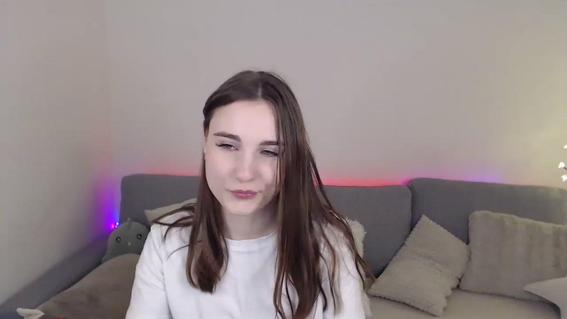 Gallery image thumbnail from LaneyGrey's myfreecams stream on, 03/31/2023, 09:57 image 7 of 20