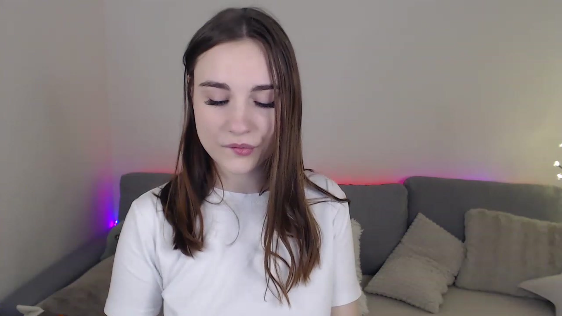 Gallery image thumbnail from LaneyGrey's myfreecams stream on, 03/31/2023, 09:57 image 6 of 20
