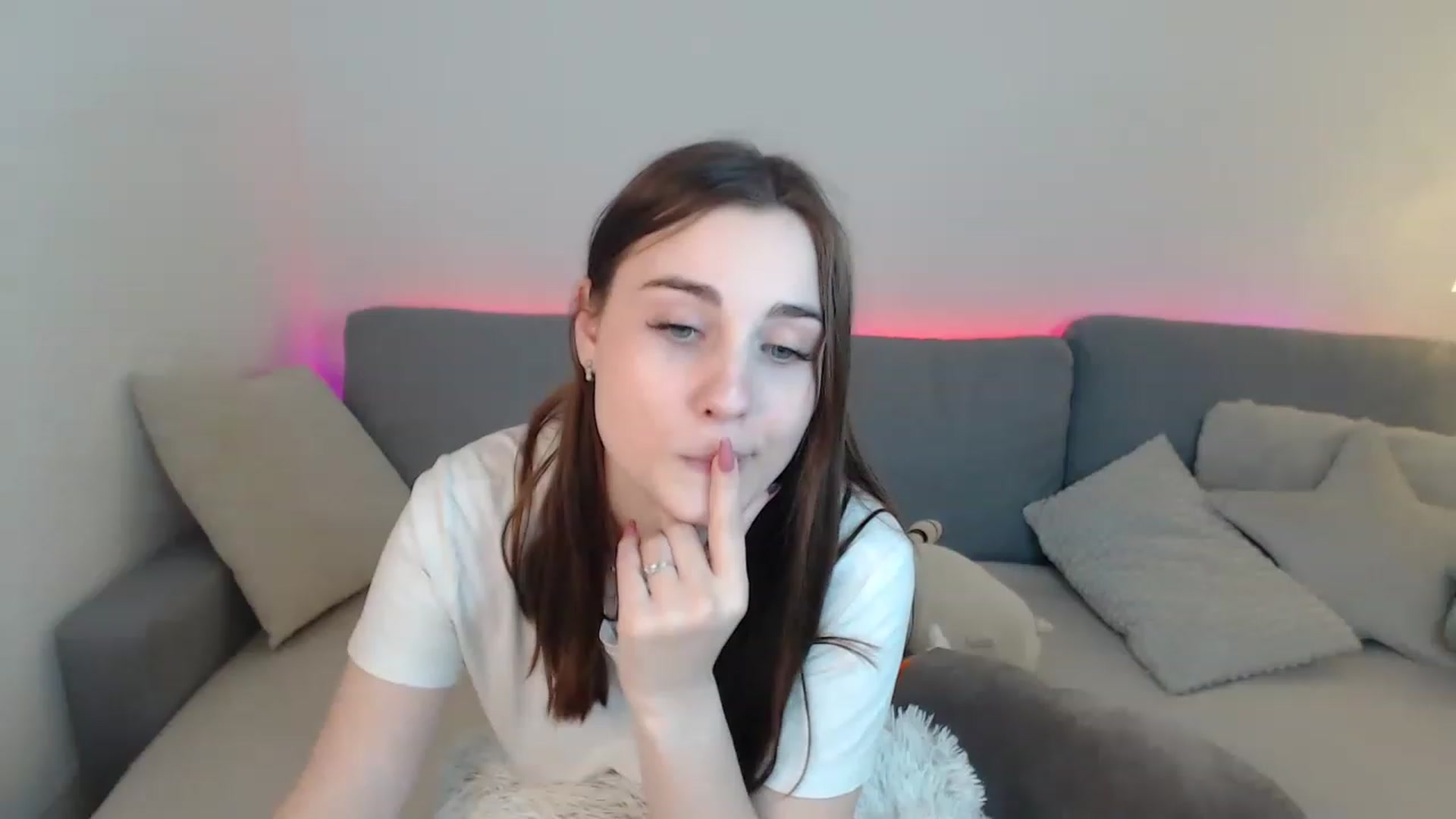 Gallery image thumbnail from LaneyGrey's myfreecams stream on, 04/03/2023, 13:42 image 3 of 20