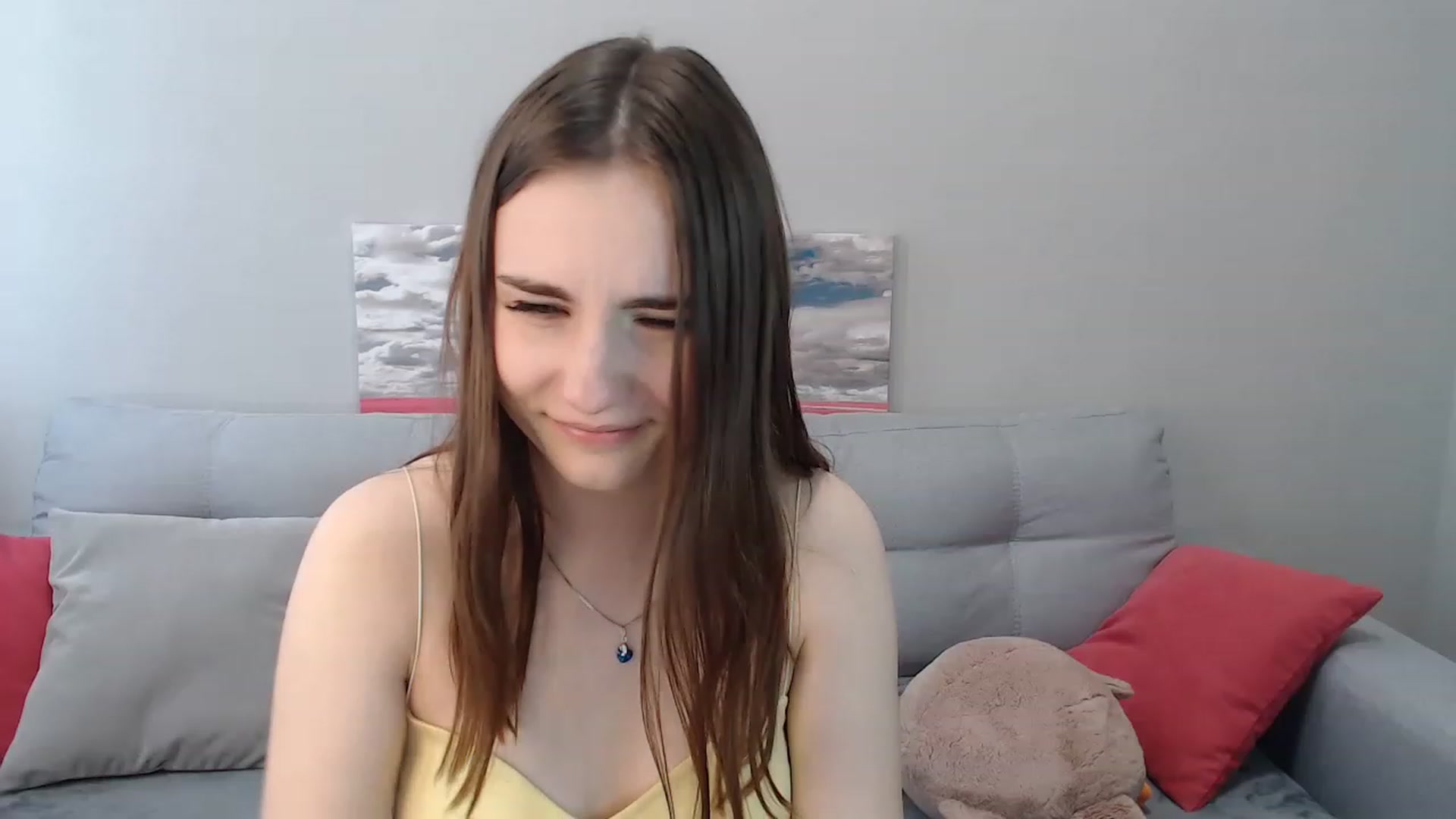 Gallery image thumbnail from LaneyGrey's myfreecams stream on, 04/06/2023, 12:54 image 18 of 20