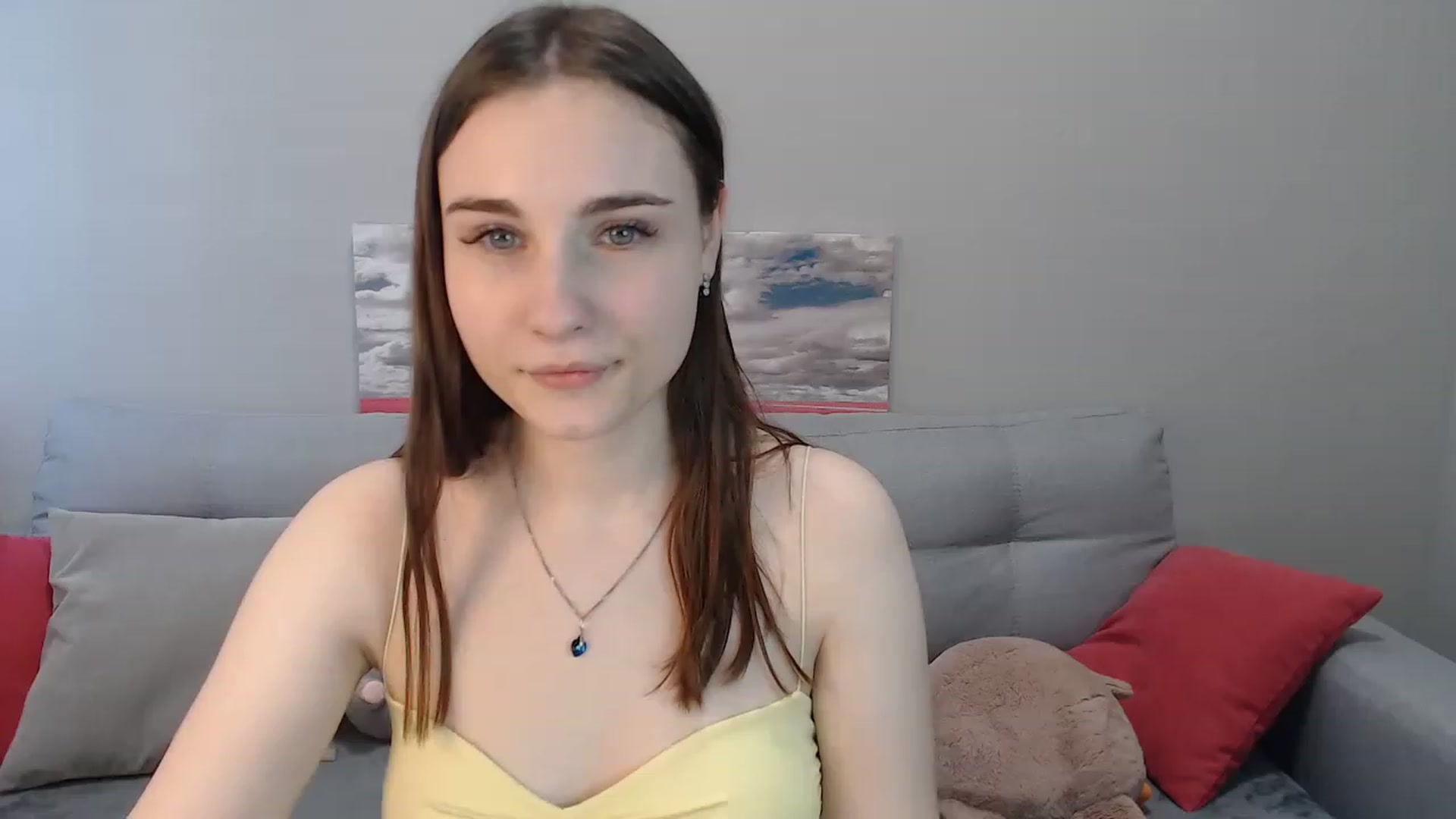Gallery image thumbnail from LaneyGrey's myfreecams stream on, 04/06/2023, 12:54 image 16 of 20