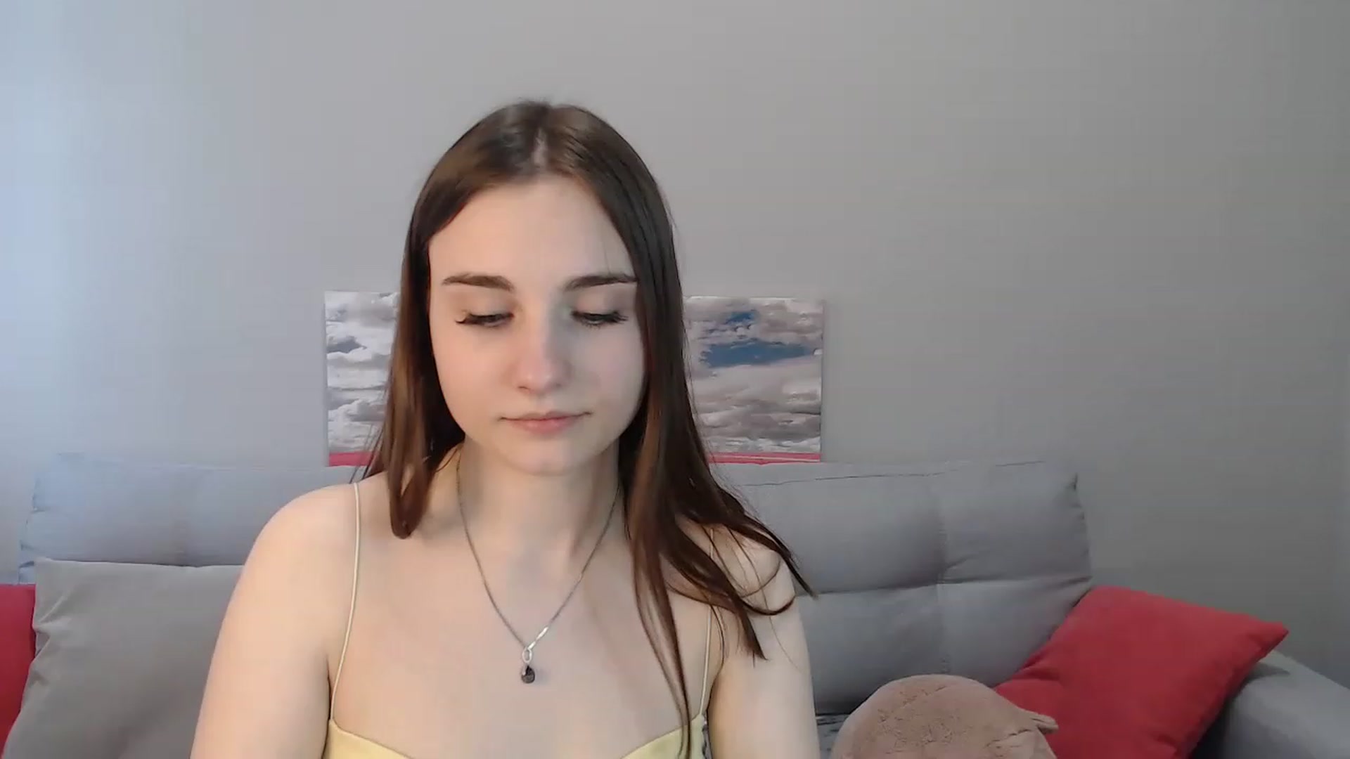 Gallery image thumbnail from LaneyGrey's myfreecams stream on, 04/06/2023, 12:54 image 15 of 20