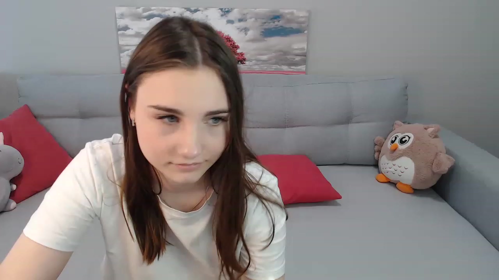 Gallery image thumbnail from LaneyGrey's myfreecams stream on, 04/22/2023, 10:26 image 1 of 20
