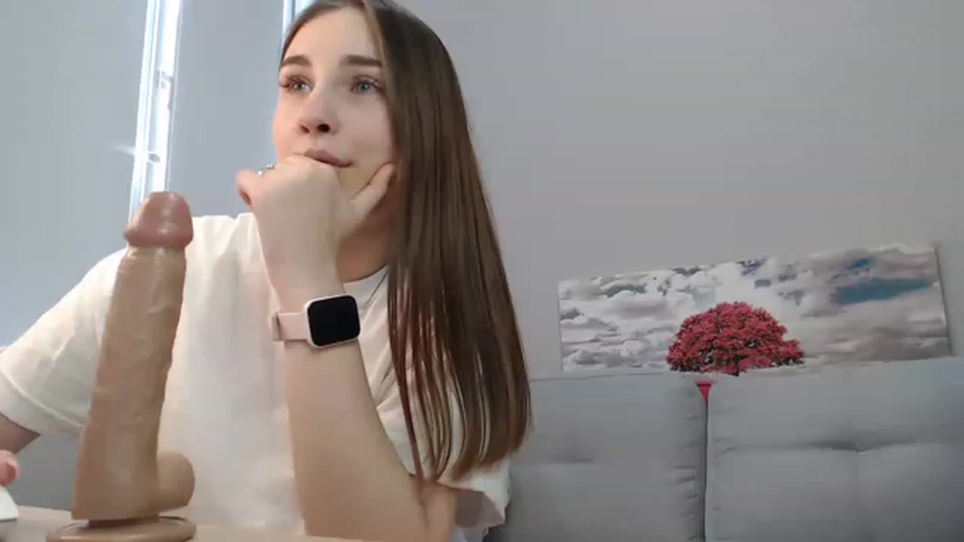 Gallery image thumbnail from LaneyGrey's myfreecams stream on, 05/08/2023, 10:19 image 19 of 20