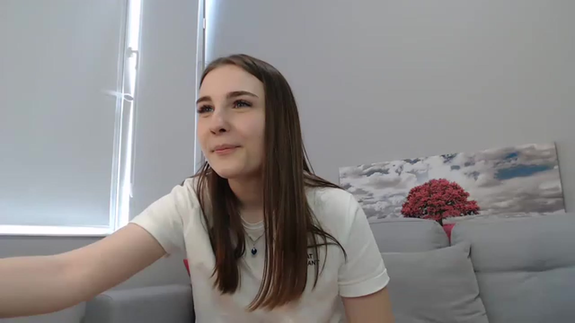 Gallery image thumbnail from LaneyGrey's myfreecams stream on, 05/14/2023, 12:16 image 17 of 20