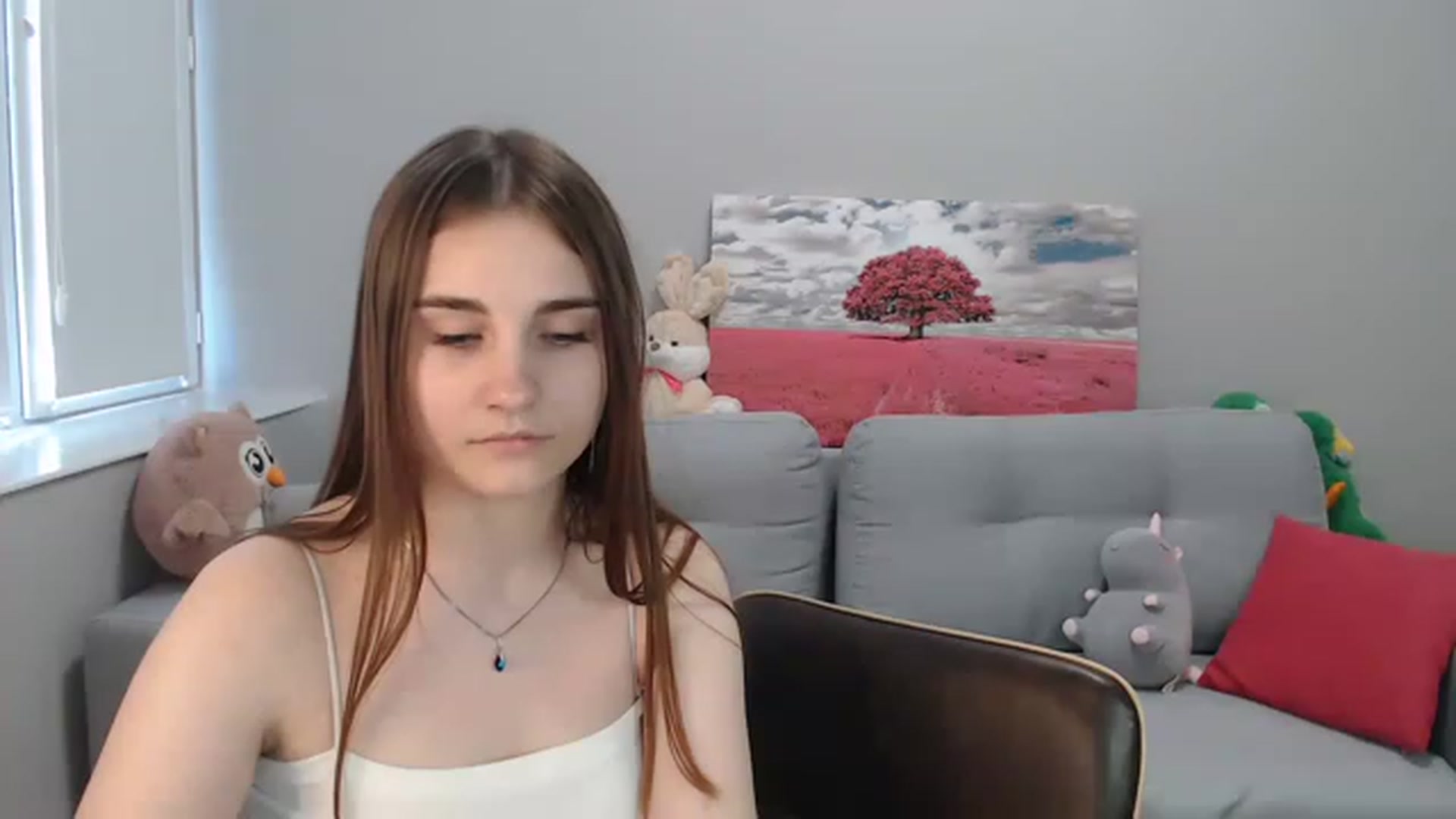 Gallery image thumbnail from LaneyGrey's myfreecams stream on, 08/01/2023, 13:45 image 12 of 20