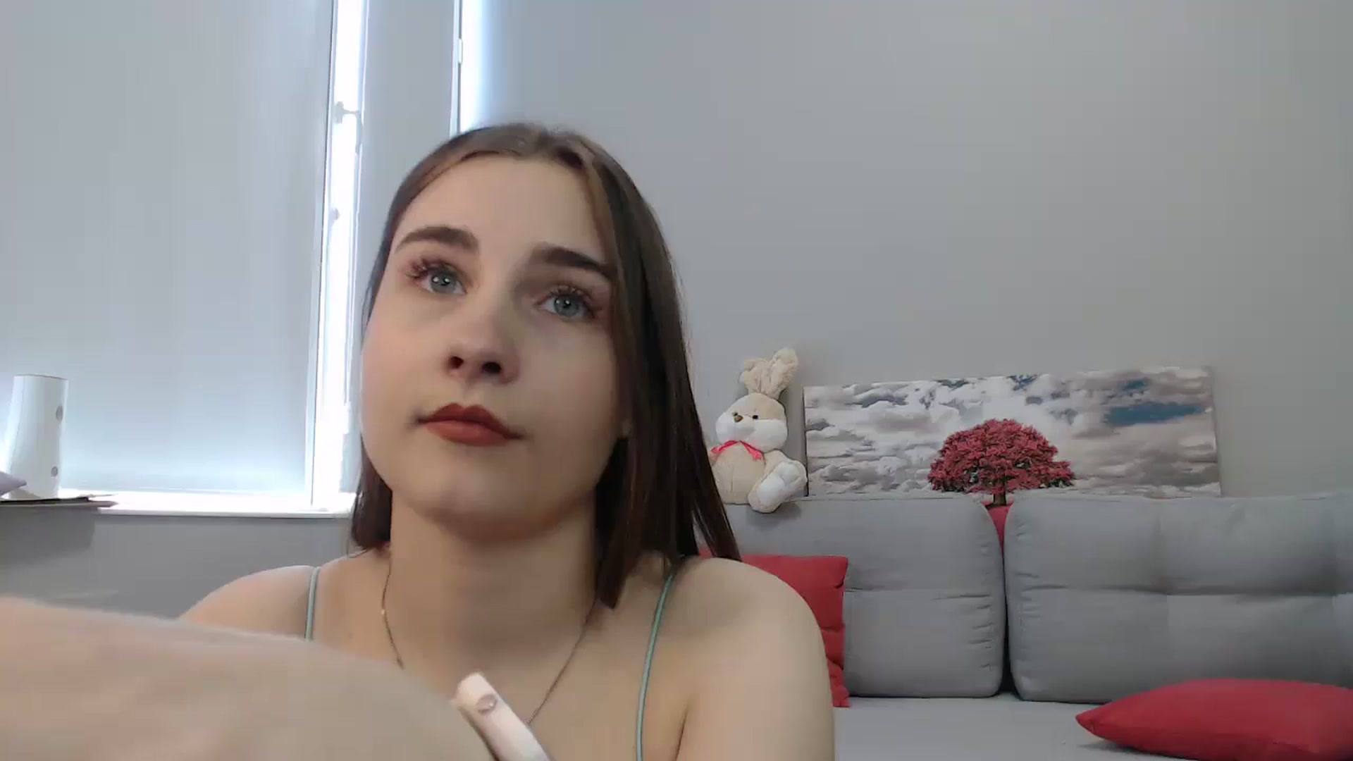 Gallery image thumbnail from LaneyGrey's myfreecams stream on, 08/03/2023, 12:31 image 10 of 20