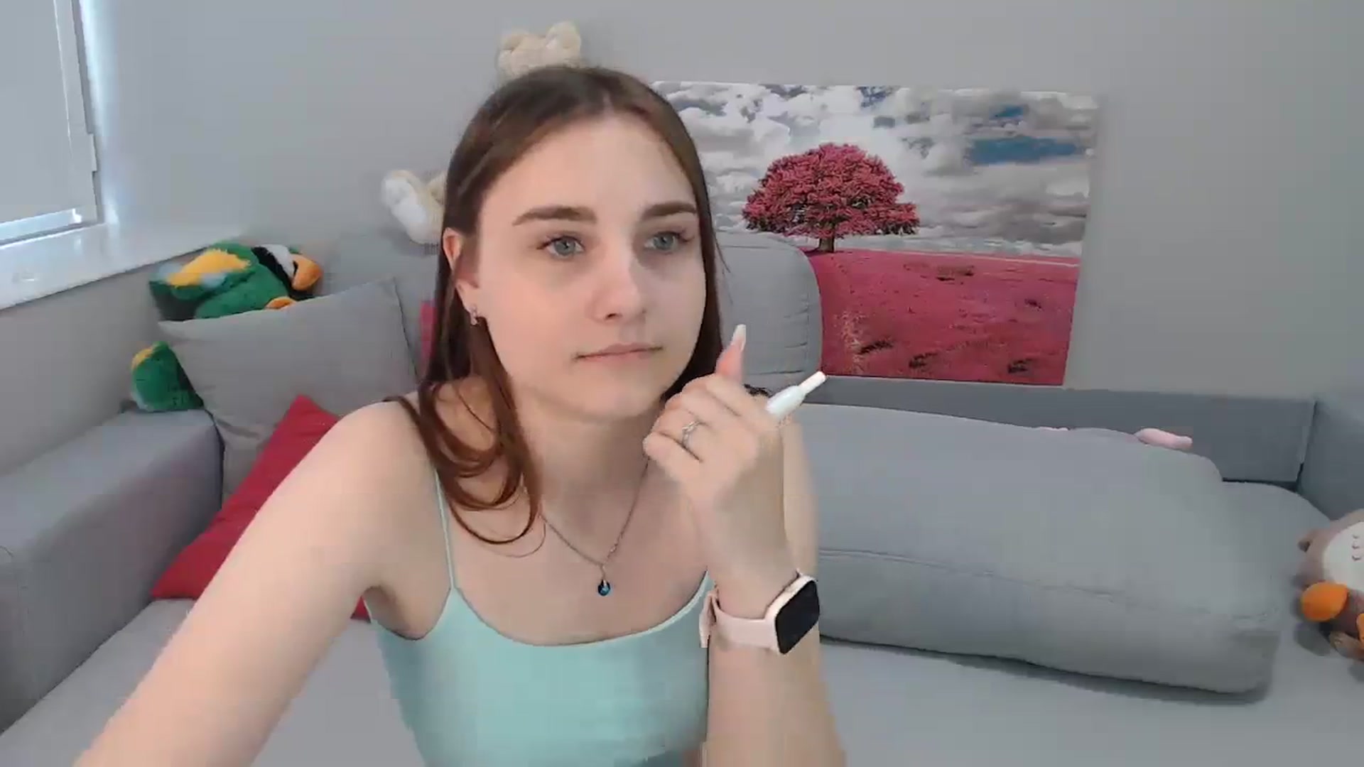 Gallery image thumbnail from LaneyGrey's myfreecams stream on, 08/03/2023, 14:00 image 18 of 20