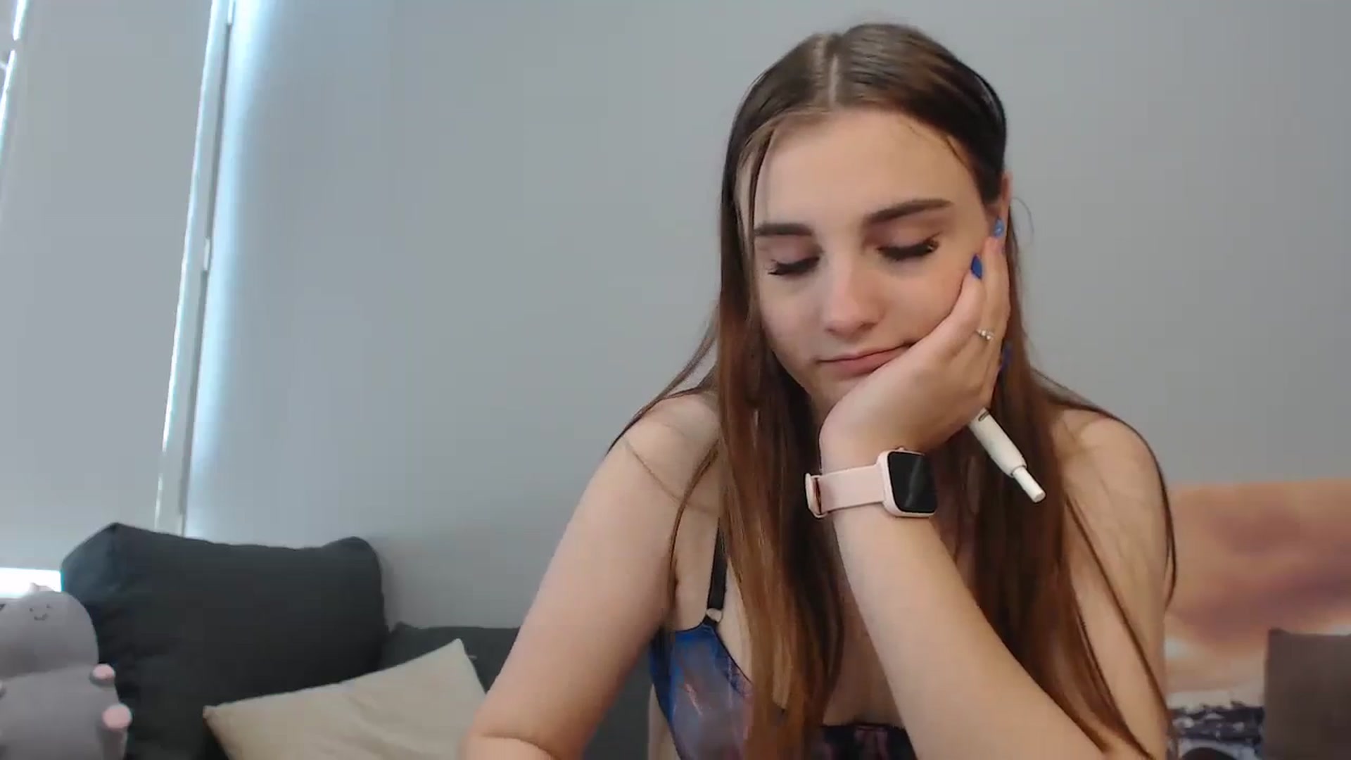 Gallery image thumbnail from LaneyGrey's myfreecams stream on, 09/01/2023, 10:17 image 10 of 20