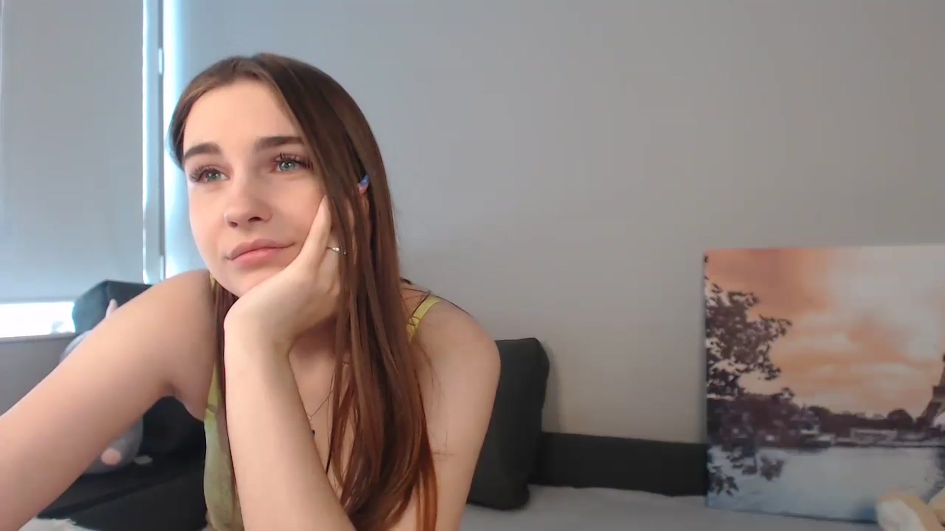 Gallery image thumbnail from LaneyGrey's myfreecams stream on, 09/04/2023, 10:17 image 10 of 20