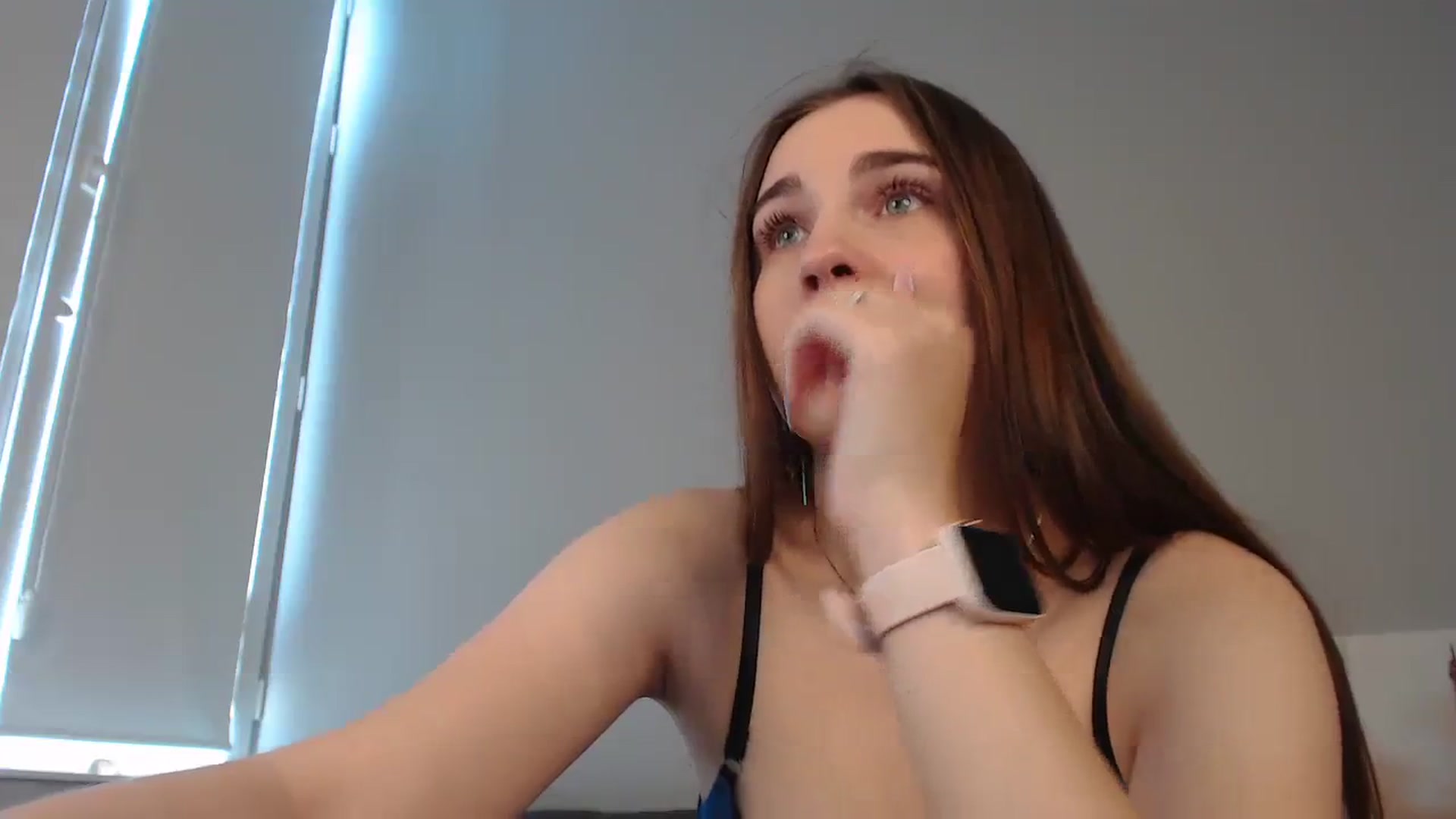 Gallery image thumbnail from LaneyGrey's myfreecams stream on, 09/10/2023, 10:10 image 19 of 20