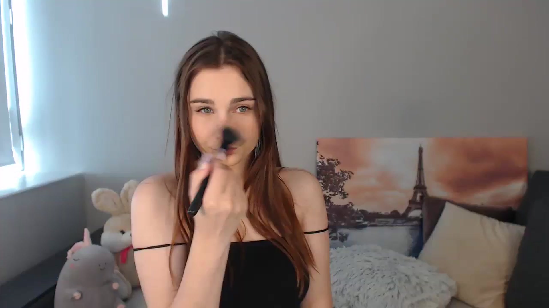 Gallery image thumbnail from LaneyGrey's myfreecams stream on, 09/11/2023, 10:45 image 1 of 20