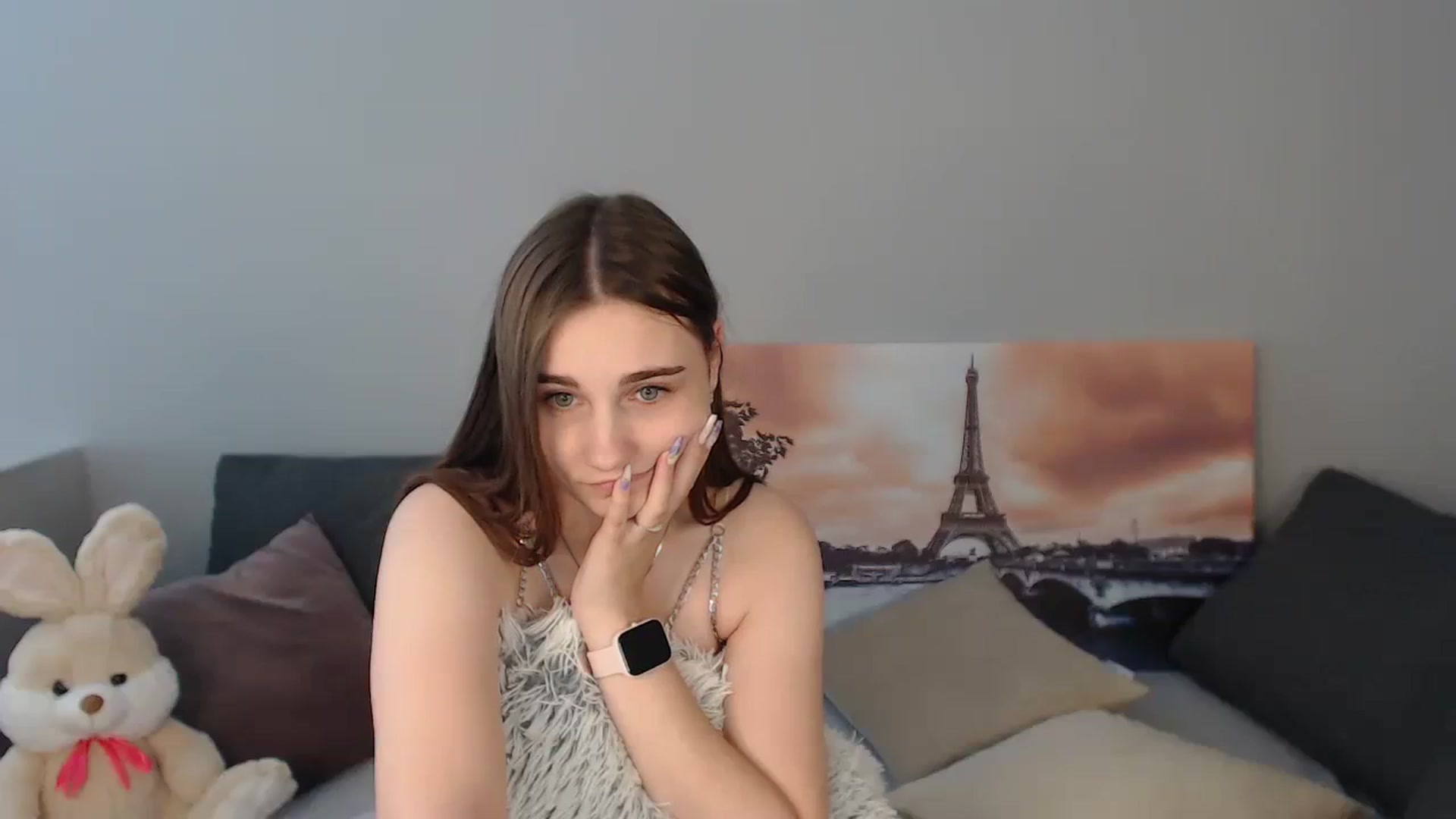 Gallery image thumbnail from LaneyGrey's myfreecams stream on, 09/16/2023, 13:23 image 5 of 20