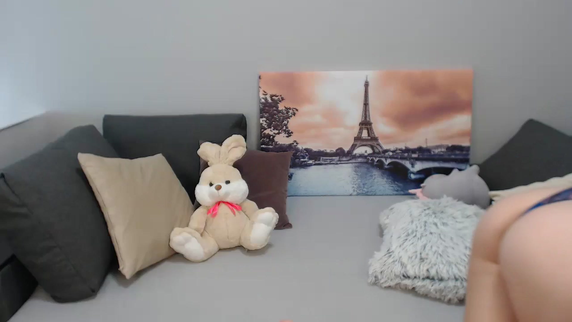 Gallery image thumbnail from LaneyGrey's myfreecams stream on, 09/18/2023, 10:39 image 11 of 20