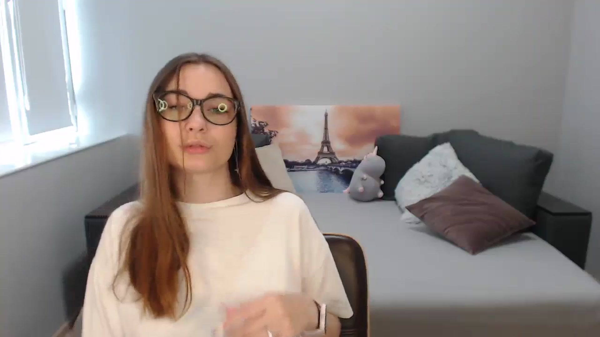 Gallery image thumbnail from LaneyGrey's myfreecams stream on, 09/23/2023, 08:29 image 6 of 20