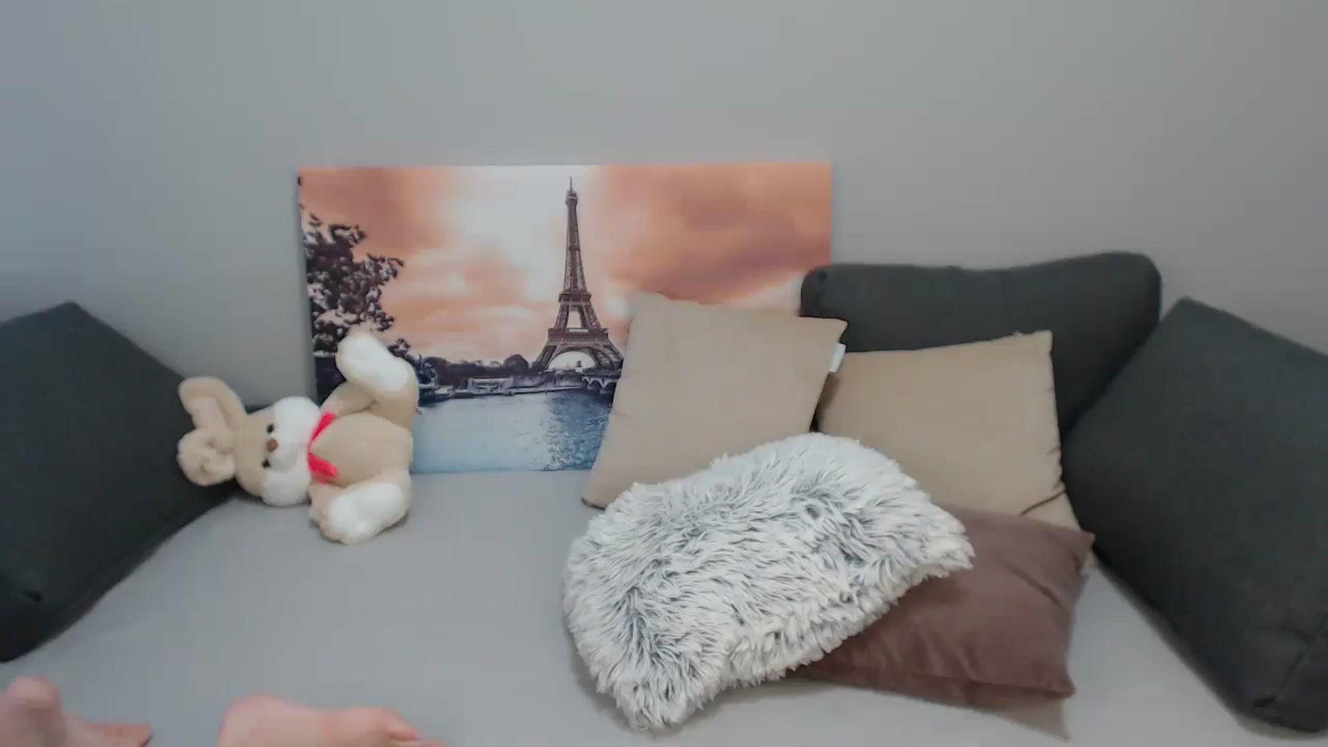 Gallery image thumbnail from LaneyGrey's myfreecams stream on, 10/02/2023, 11:07 image 2 of 20