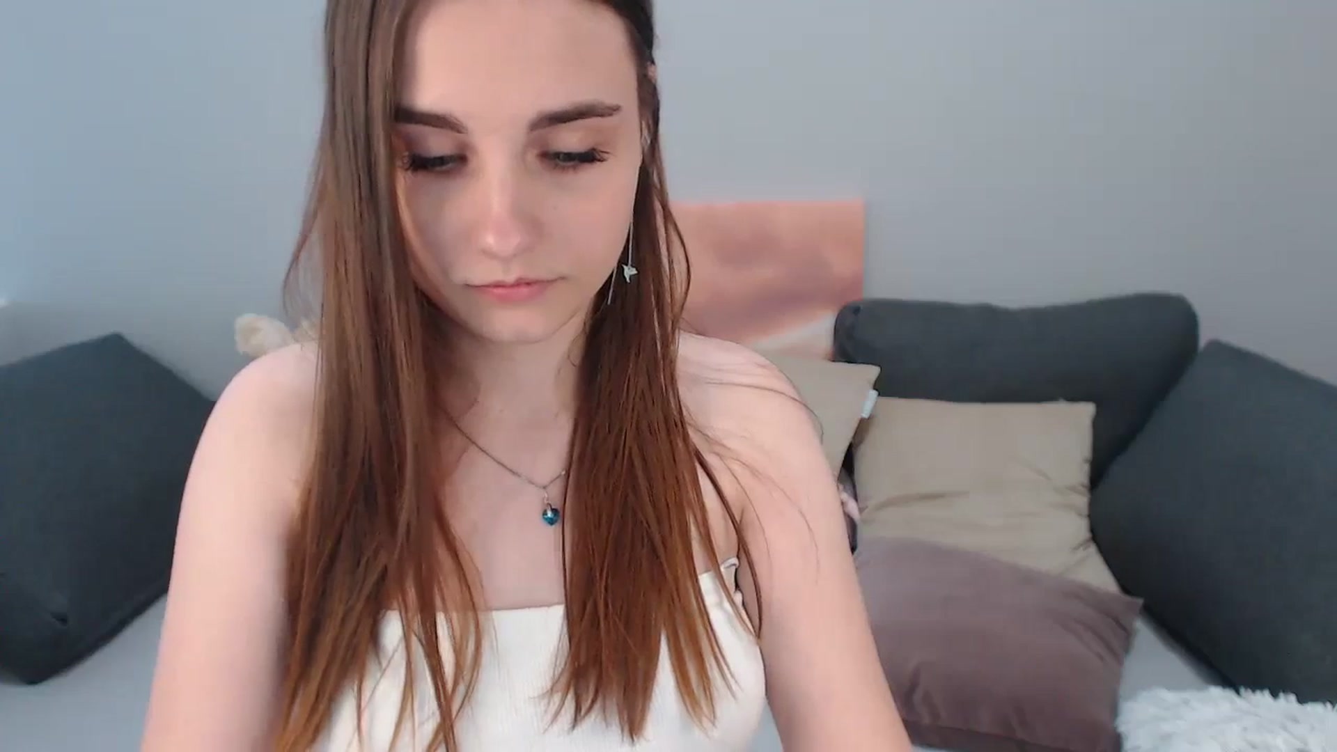 Gallery image thumbnail from LaneyGrey's myfreecams stream on, 10/02/2023, 12:02 image 15 of 20