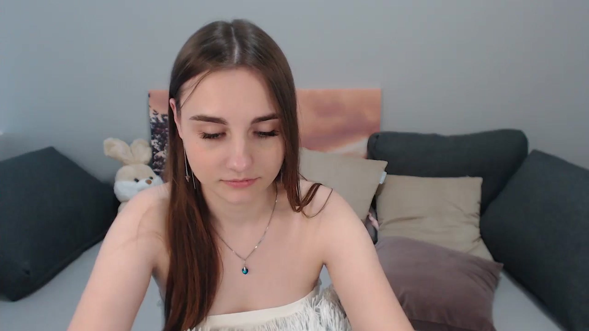 Gallery image thumbnail from LaneyGrey's myfreecams stream on, 10/02/2023, 12:02 image 14 of 20