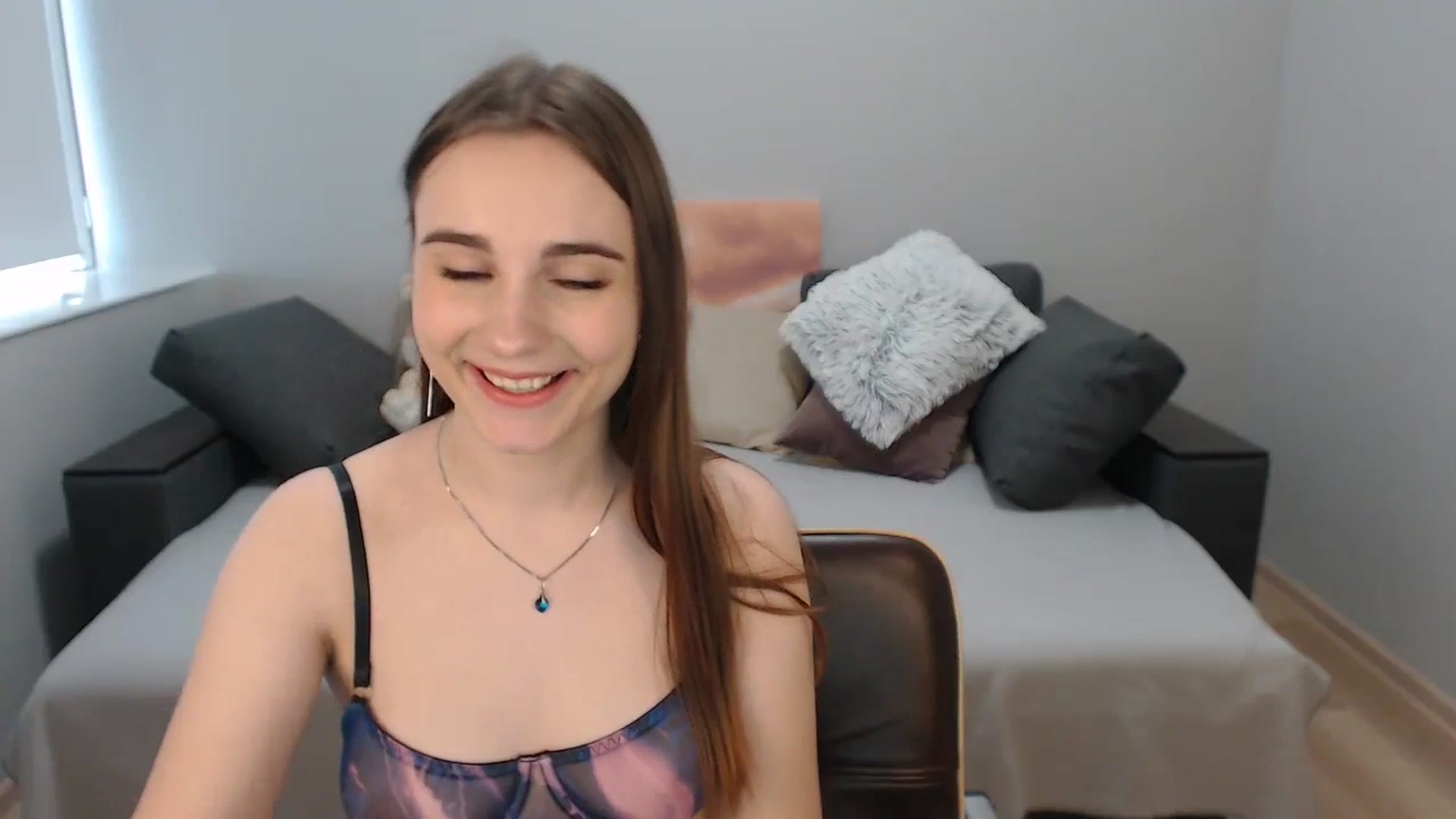 Gallery image thumbnail from LaneyGrey's myfreecams stream on, 10/03/2023, 11:27 image 4 of 20