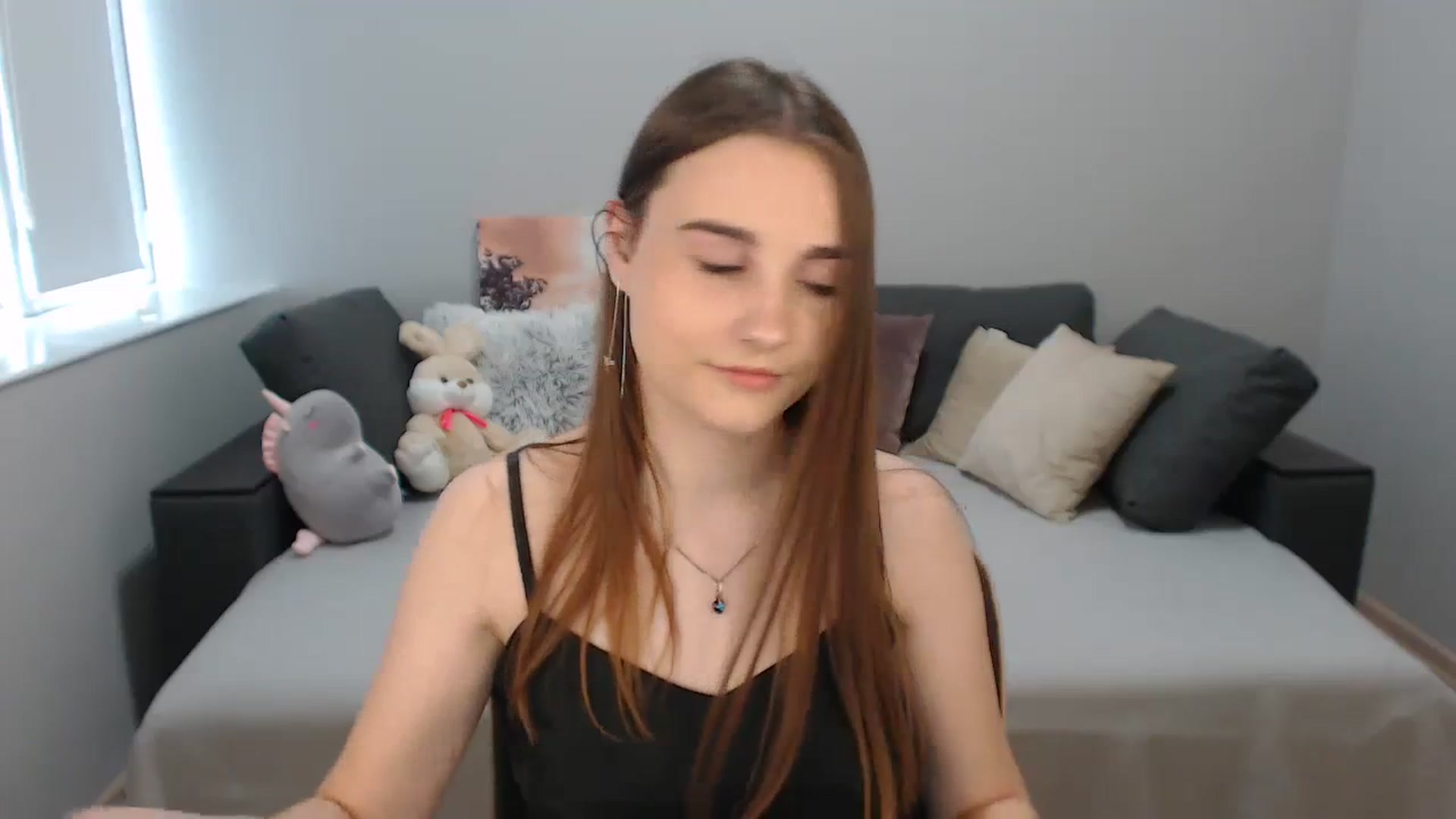 Gallery image thumbnail from LaneyGrey's myfreecams stream on, 10/07/2023, 08:31 image 18 of 20