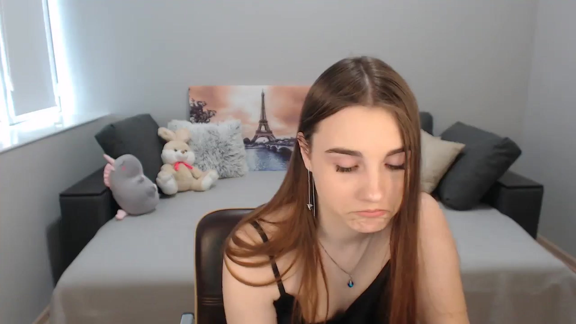 Gallery image thumbnail from LaneyGrey's myfreecams stream on, 10/07/2023, 08:31 image 12 of 20