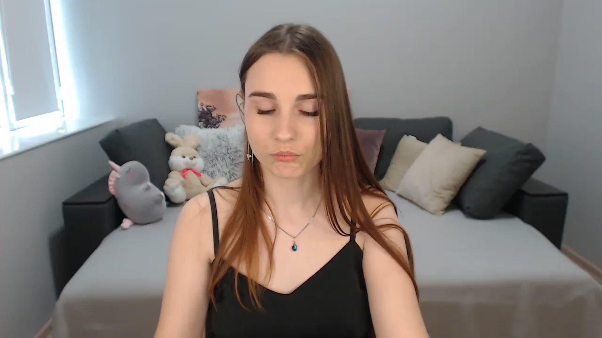 Gallery image thumbnail from LaneyGrey's myfreecams stream on, 10/07/2023, 08:31 image 19 of 20