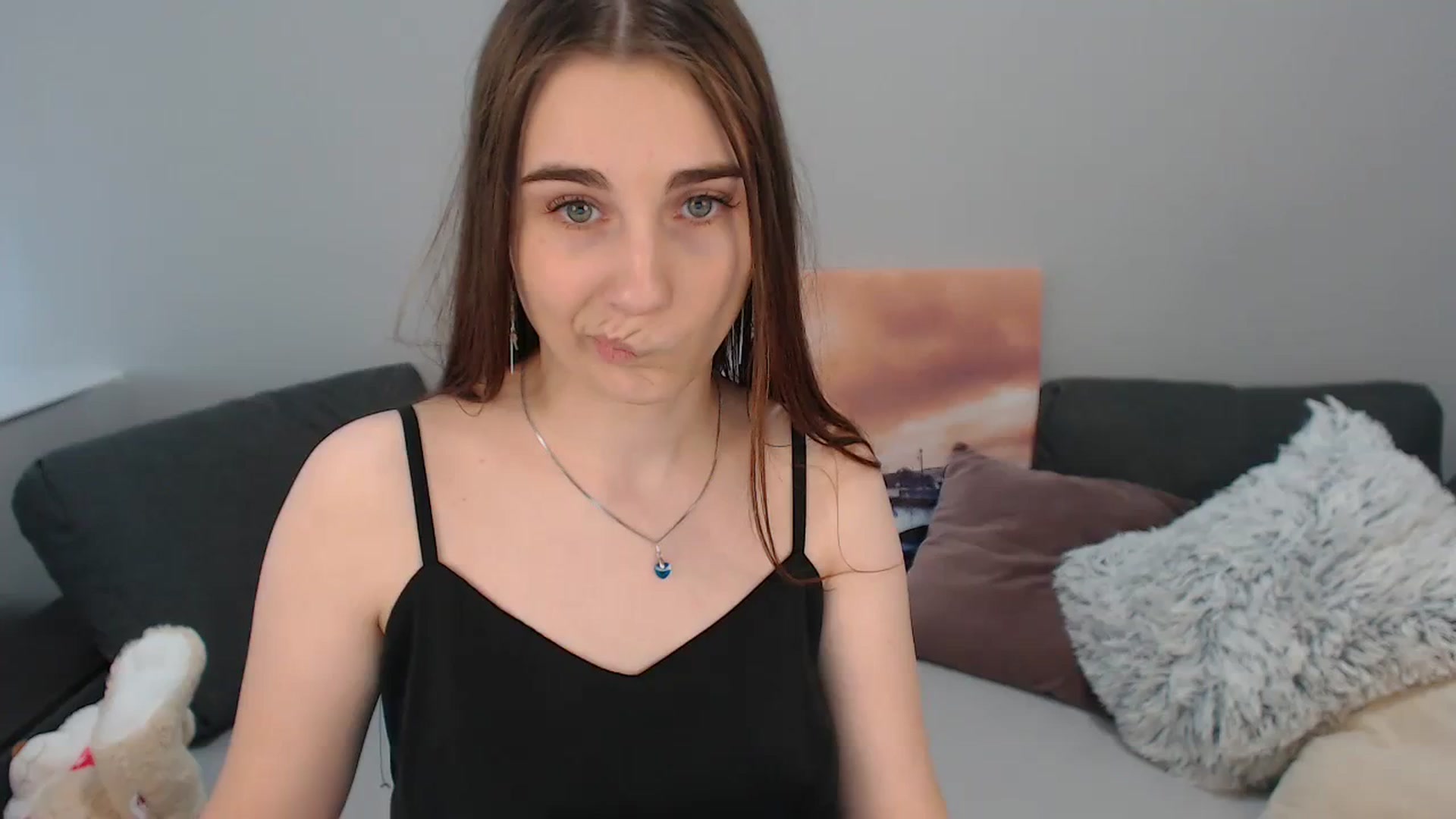 Gallery image thumbnail from LaneyGrey's myfreecams stream on, 10/07/2023, 11:51 image 9 of 20