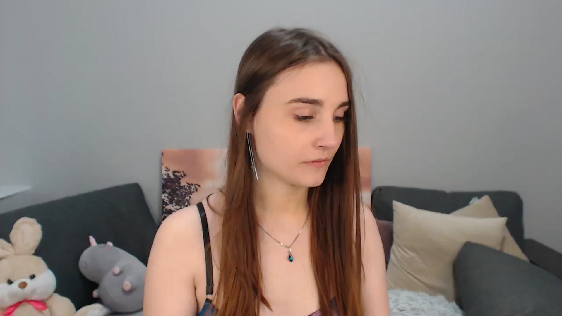 Gallery image thumbnail from LaneyGrey's myfreecams stream on, 10/08/2023, 12:48 image 1 of 20