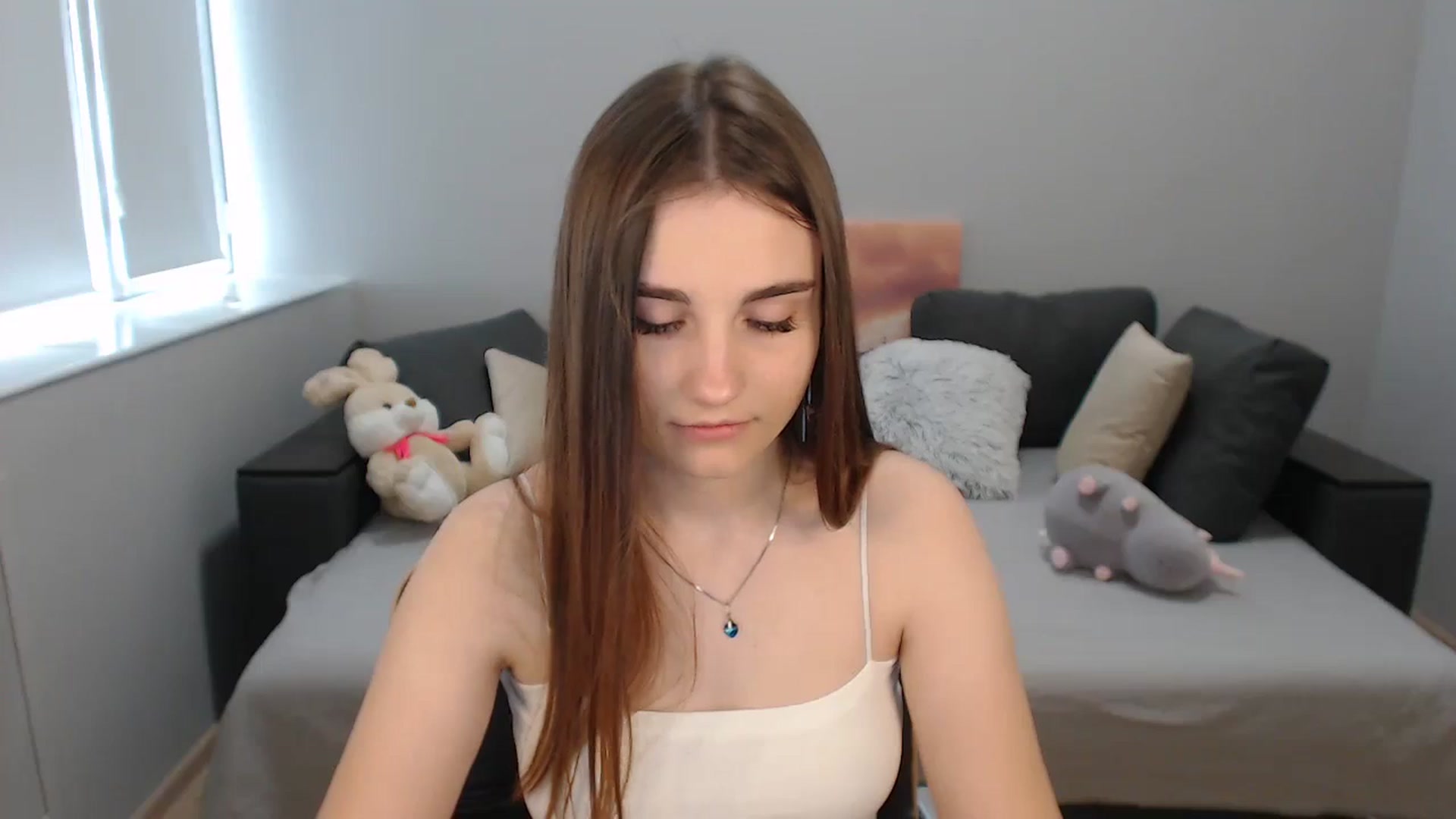 Gallery image thumbnail from LaneyGrey's myfreecams stream on, 10/12/2023, 09:07 image 10 of 20