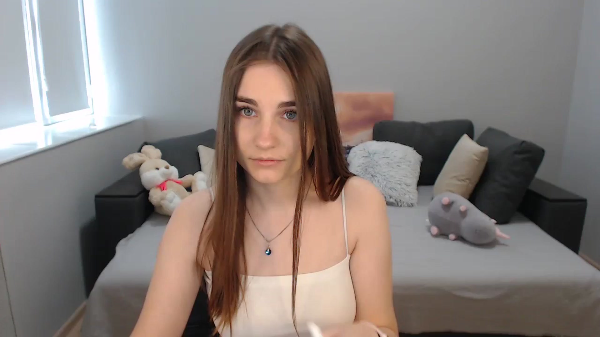 Gallery image thumbnail from LaneyGrey's myfreecams stream on, 10/12/2023, 09:07 image 1 of 20