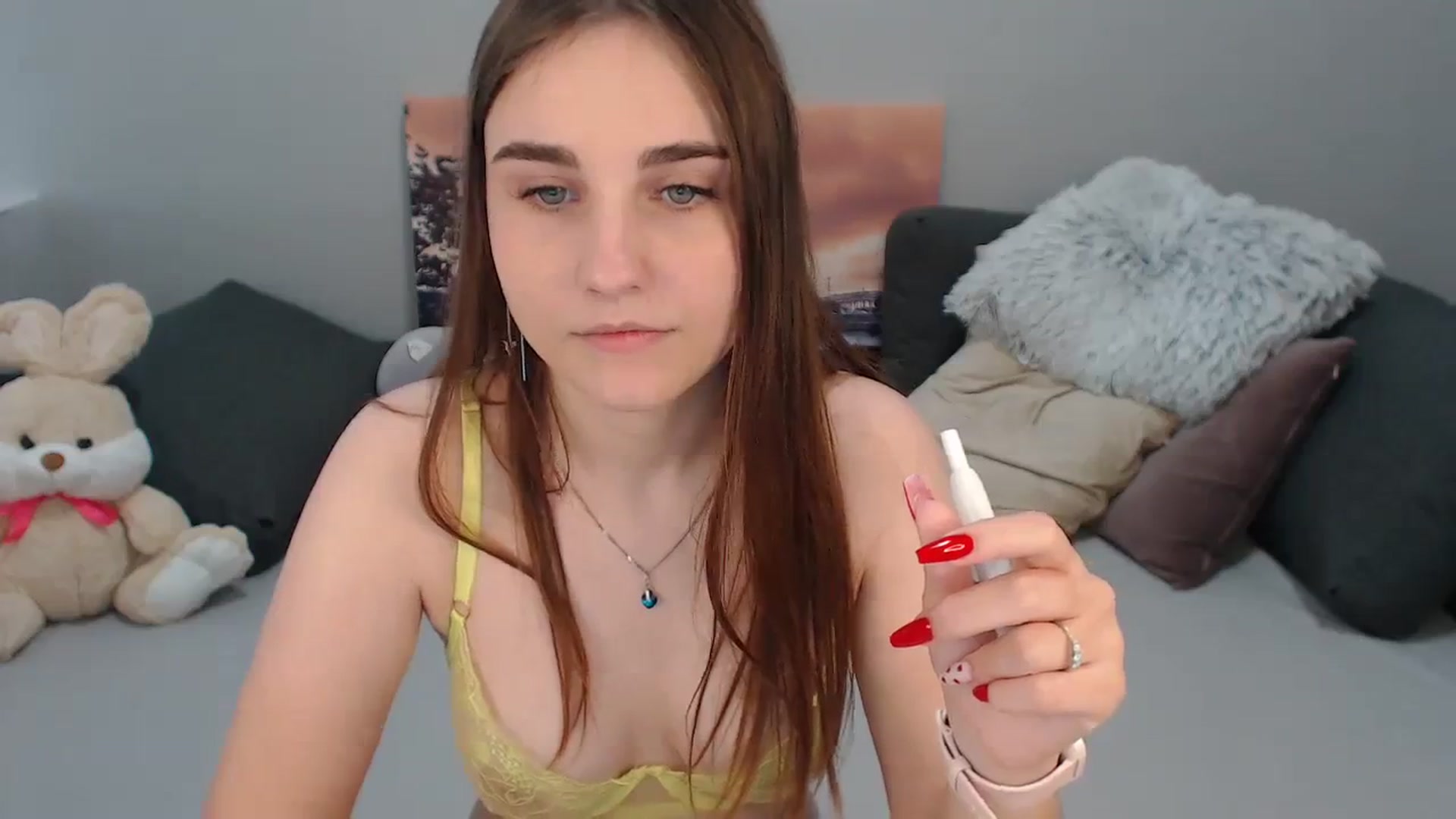 Gallery image thumbnail from LaneyGrey's myfreecams stream on, 10/15/2023, 11:03 image 7 of 20
