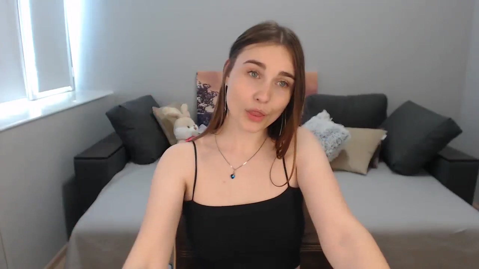 Gallery image thumbnail from LaneyGrey's myfreecams stream on, 10/17/2023, 11:49 image 3 of 20