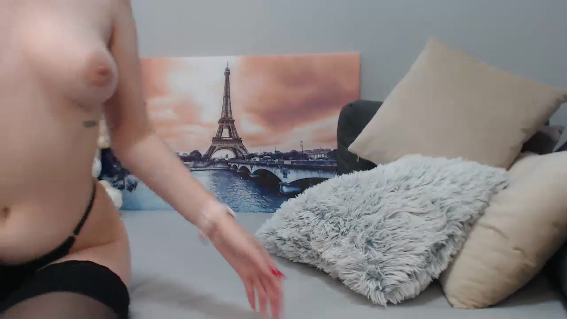 Gallery image thumbnail from LaneyGrey's myfreecams stream on, 10/20/2023, 10:35 image 8 of 20
