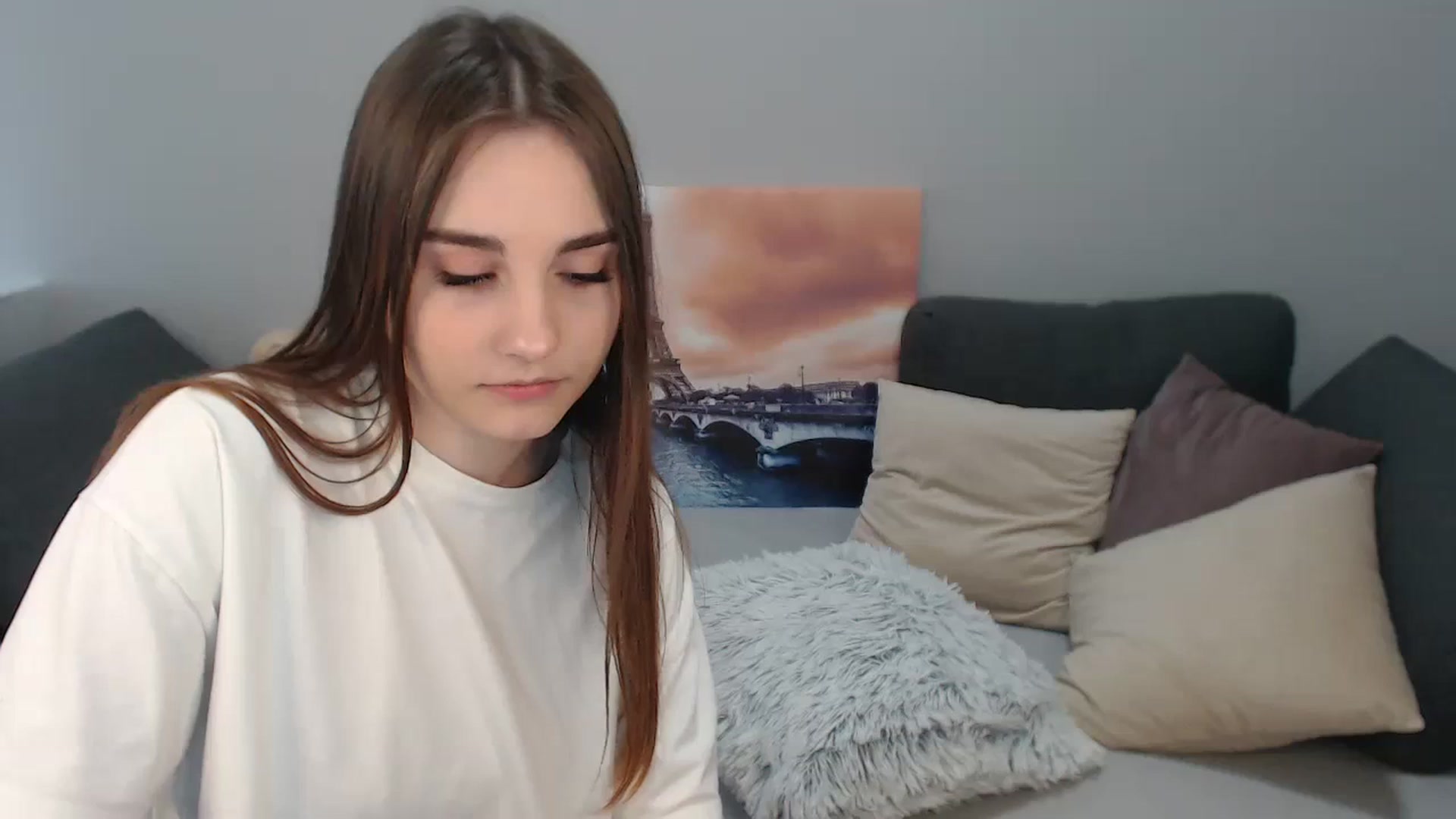 Gallery image thumbnail from LaneyGrey's myfreecams stream on, 10/24/2023, 09:47 image 13 of 20