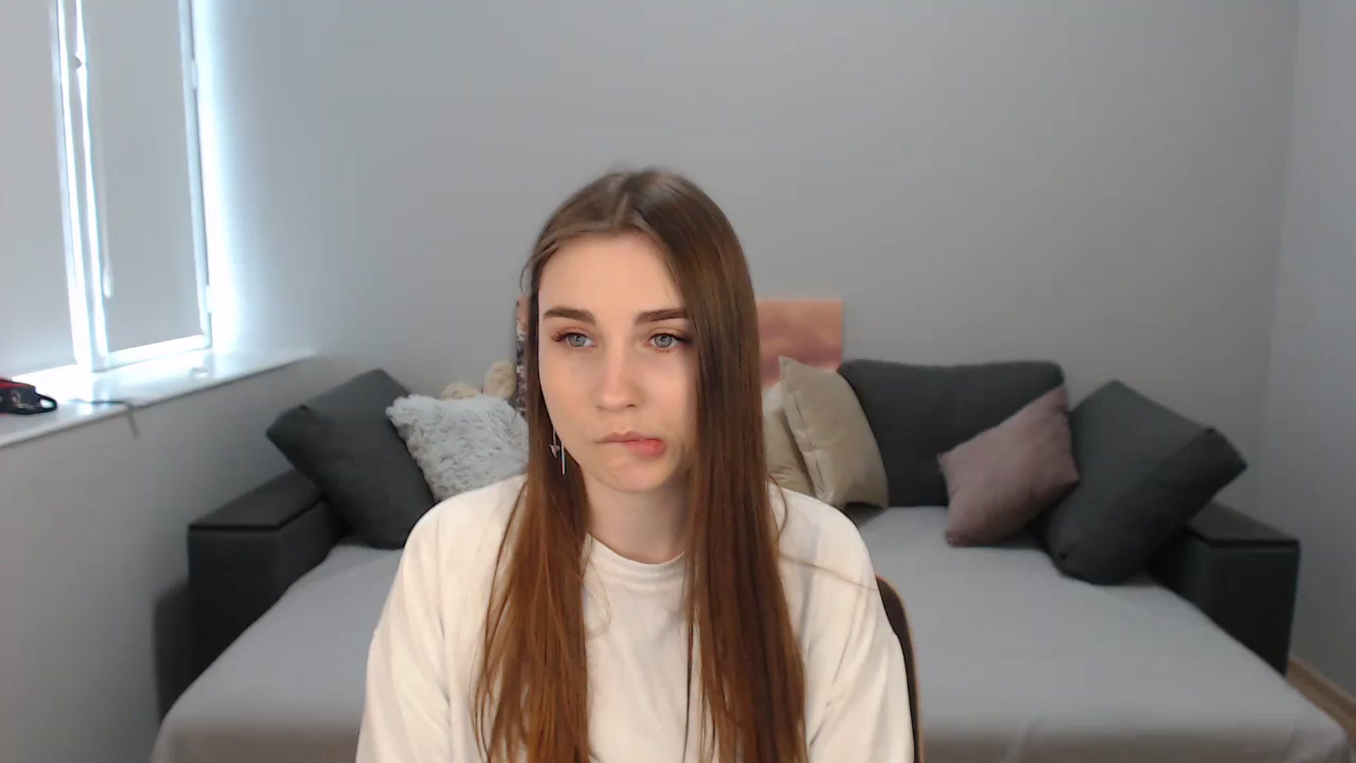 Gallery image thumbnail from LaneyGrey's myfreecams stream on, 10/24/2023, 09:47 image 1 of 20