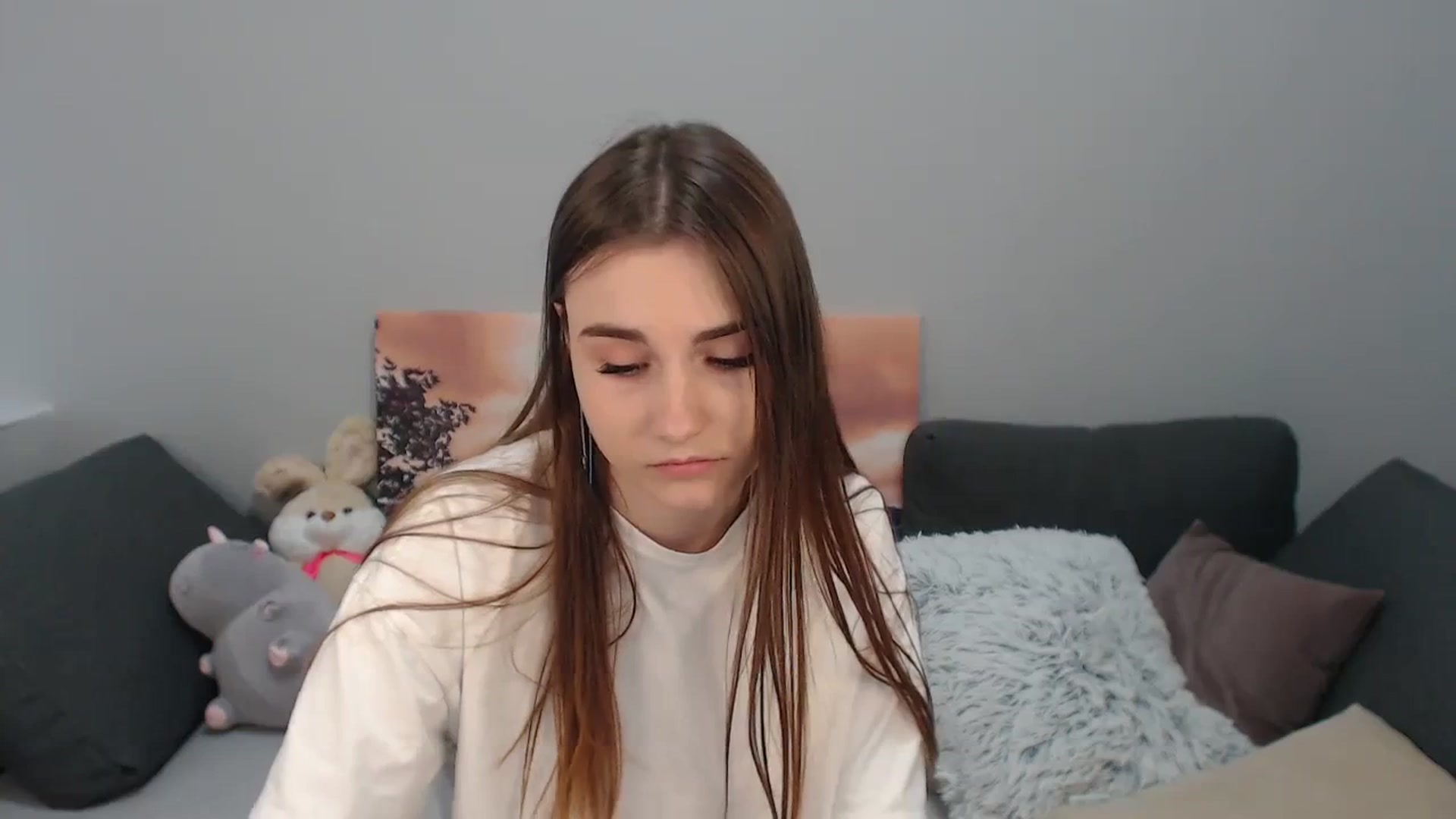 Gallery image thumbnail from LaneyGrey's myfreecams stream on, 10/24/2023, 11:18 image 3 of 20