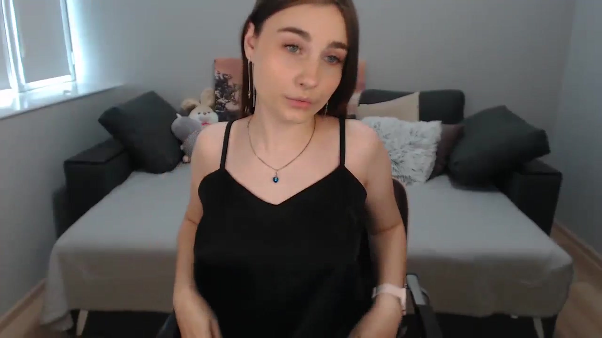 Gallery image thumbnail from LaneyGrey's myfreecams stream on, 10/26/2023, 08:46 image 18 of 20